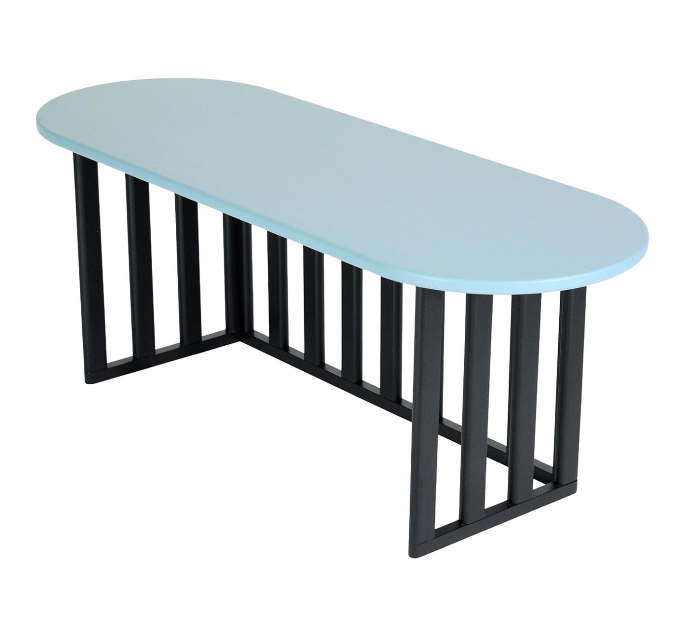 Mesa de Apoio Oval Azul Claro em Madeira
