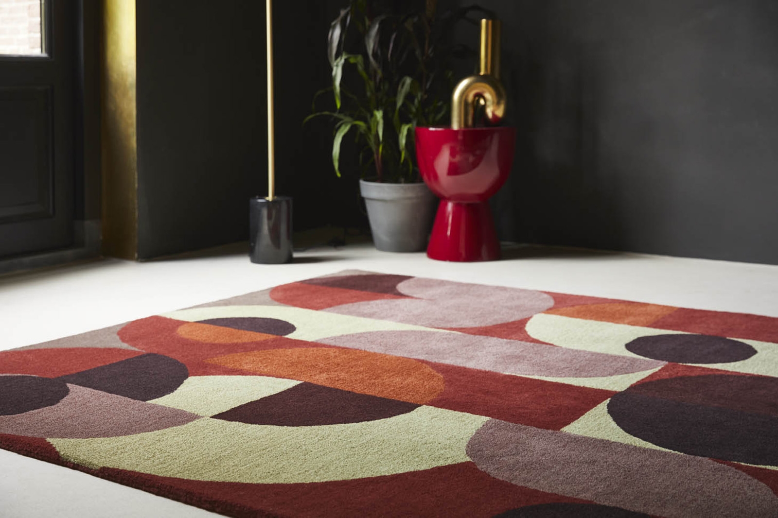 Tapete Decor Cosmo Vermelho Verde Pálido | Tamanho: 160 × 230 cm