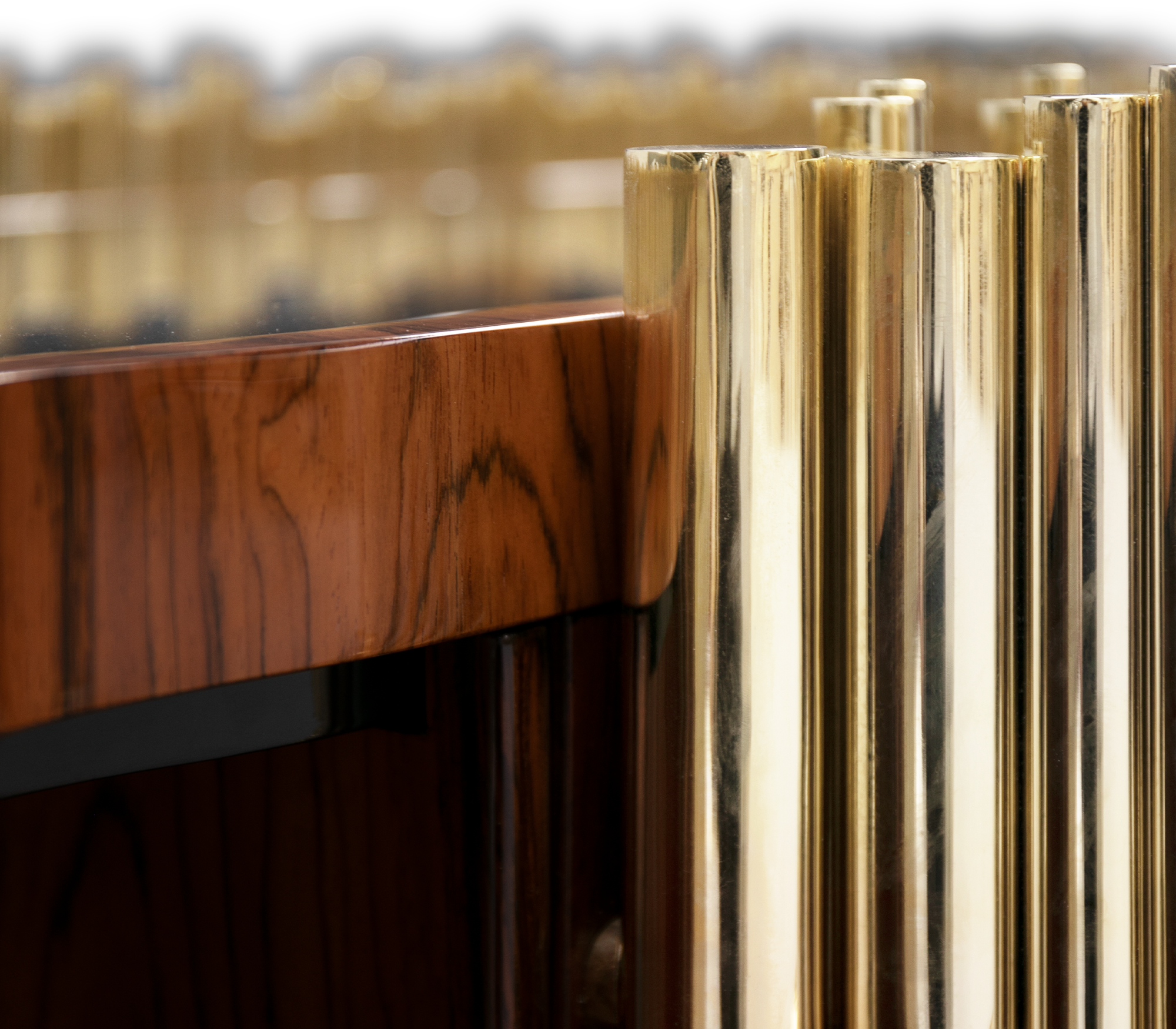 Aparador Harmony dourado premium