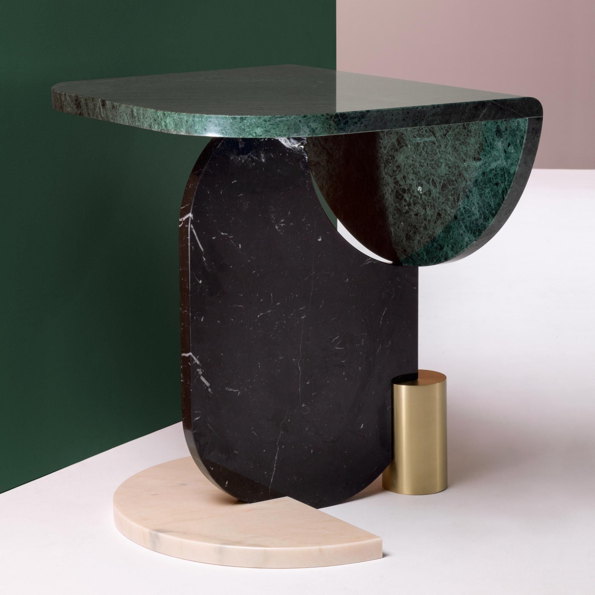 Mesa de Apoio Playing Games