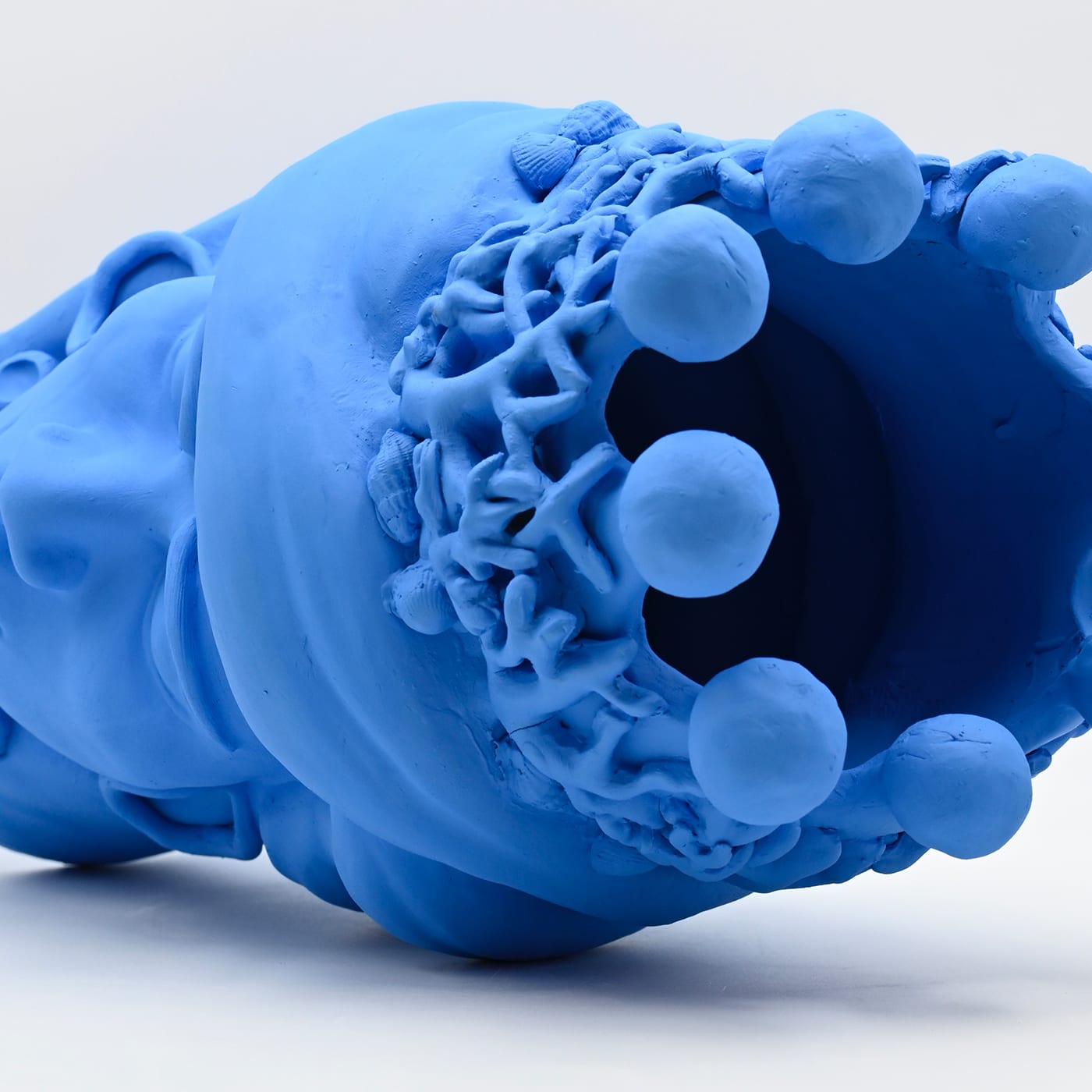 Escultura artesanal Moor's Head azul-clara