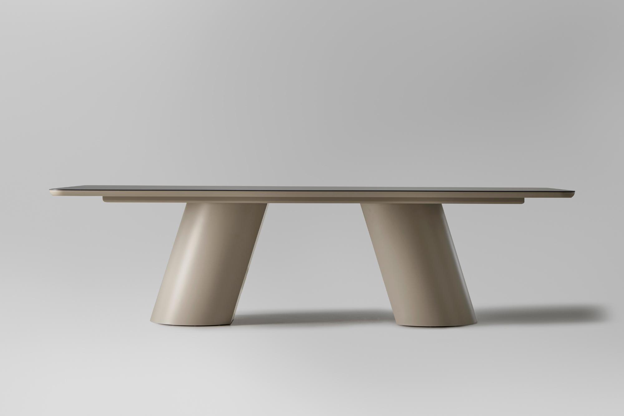 Mesa de Jantar Altea com Tampo em Cerâmica Castanha
