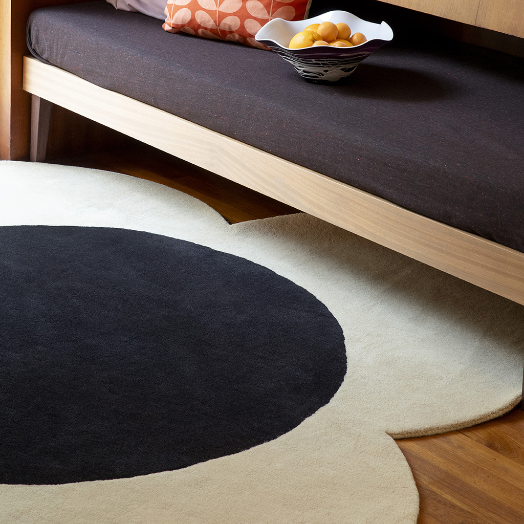 Tapete Designer Lã Flower Spot Cru/Preto | Tamanho: Ø 150 cm