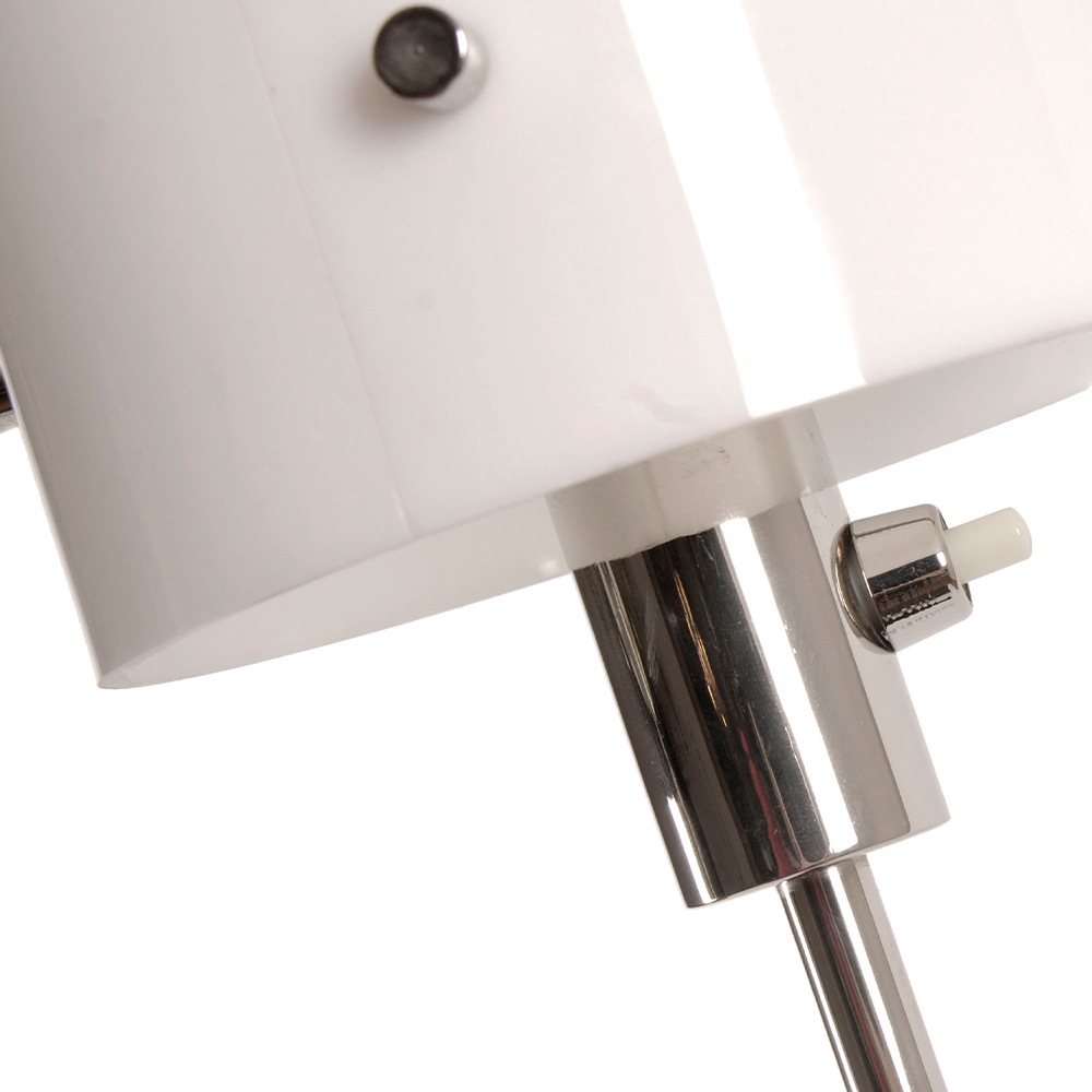 Candeeiro de pé trombonista