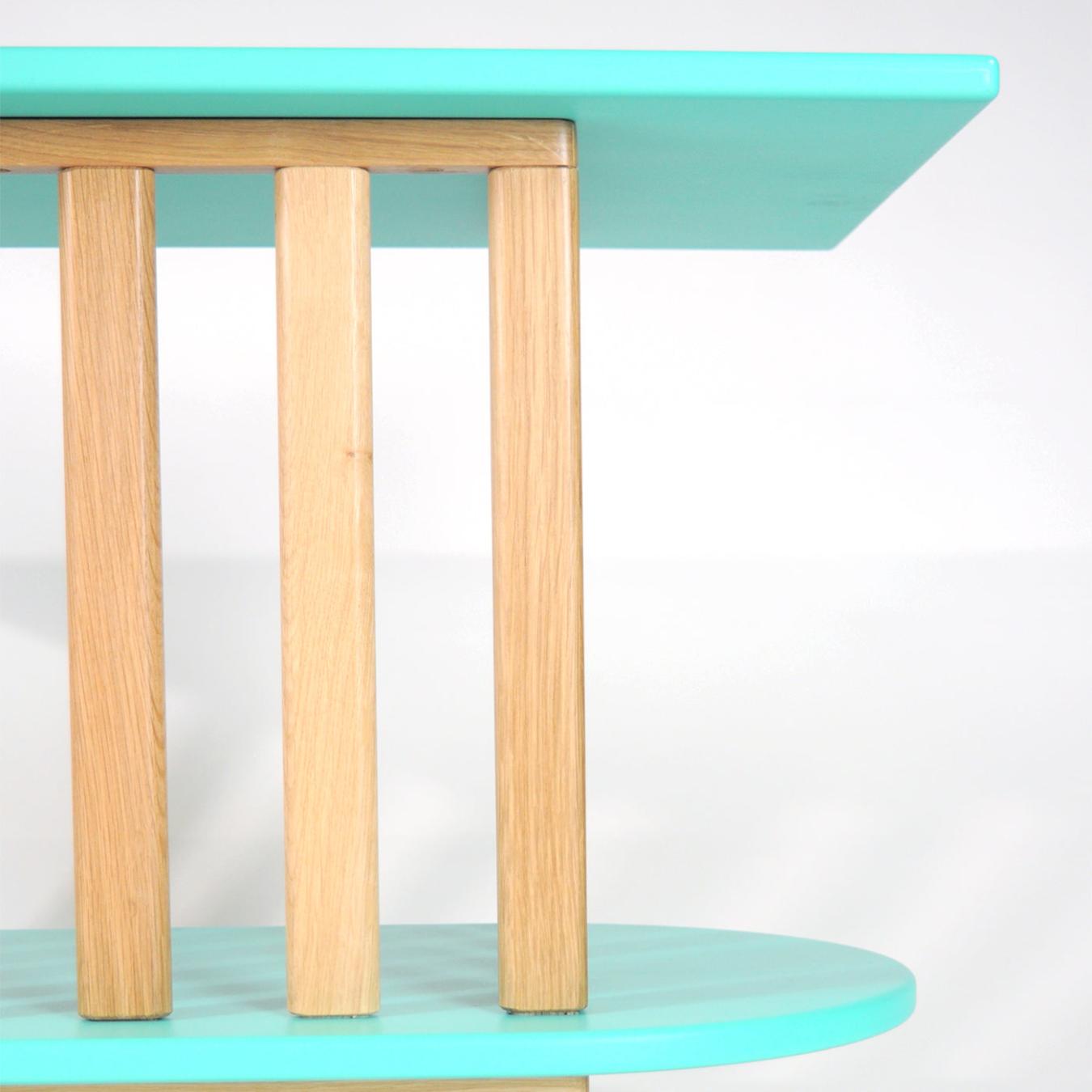 Estante Verde de Dois Níveis