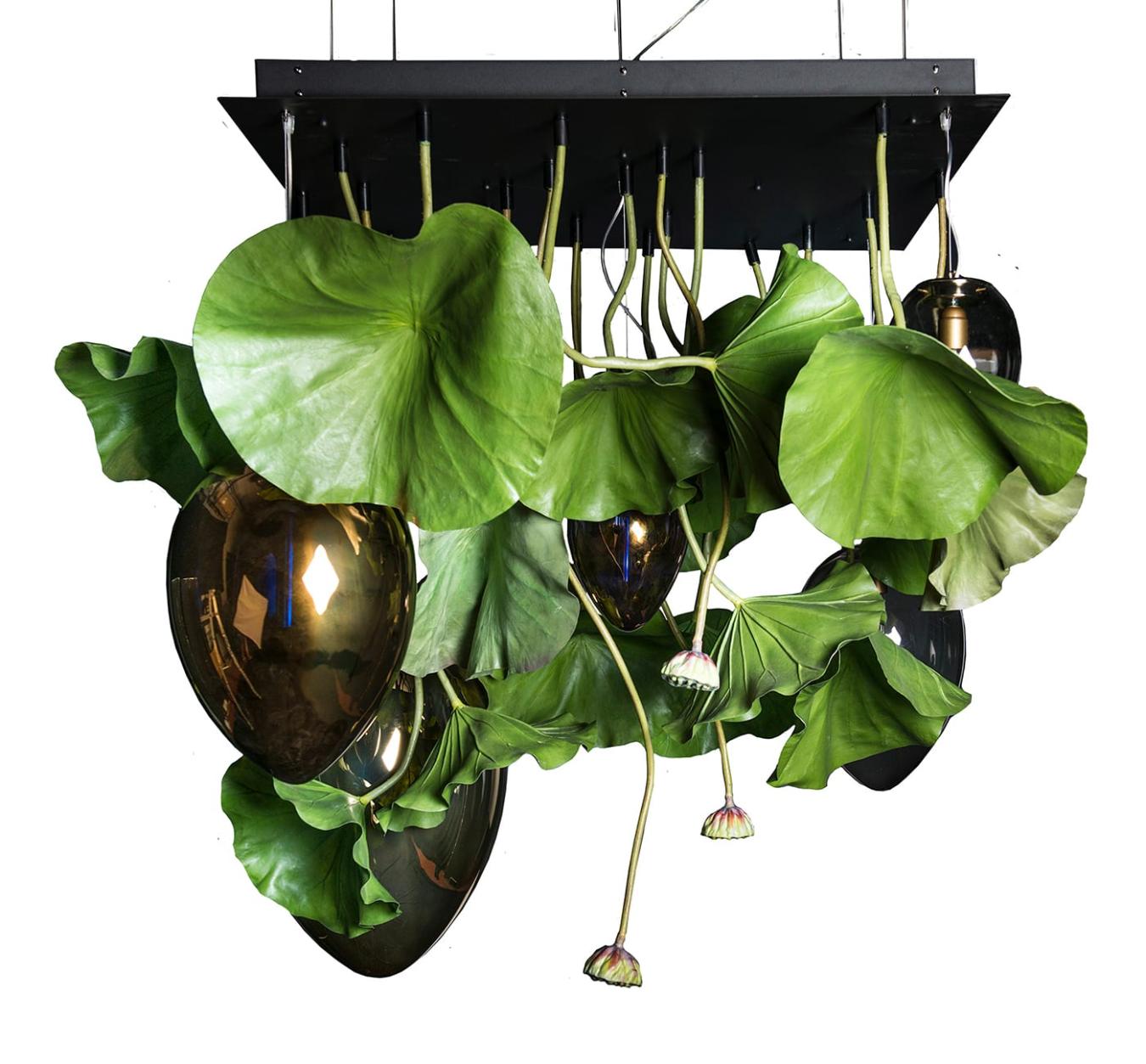 Lustre Lotus Crystal