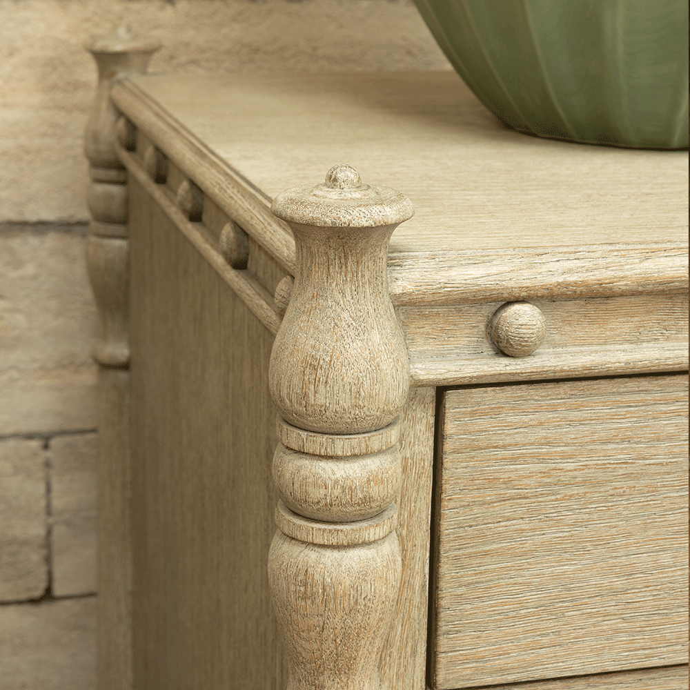 Aparador Morris Greyed Oak