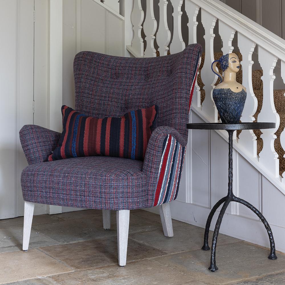 Mesa de Cocktail Kora com Acabamento Bronzeado