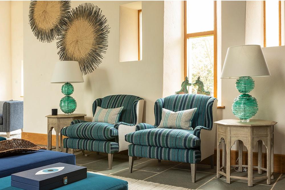 Mesa Lateral Tanjina Venetian White Oak