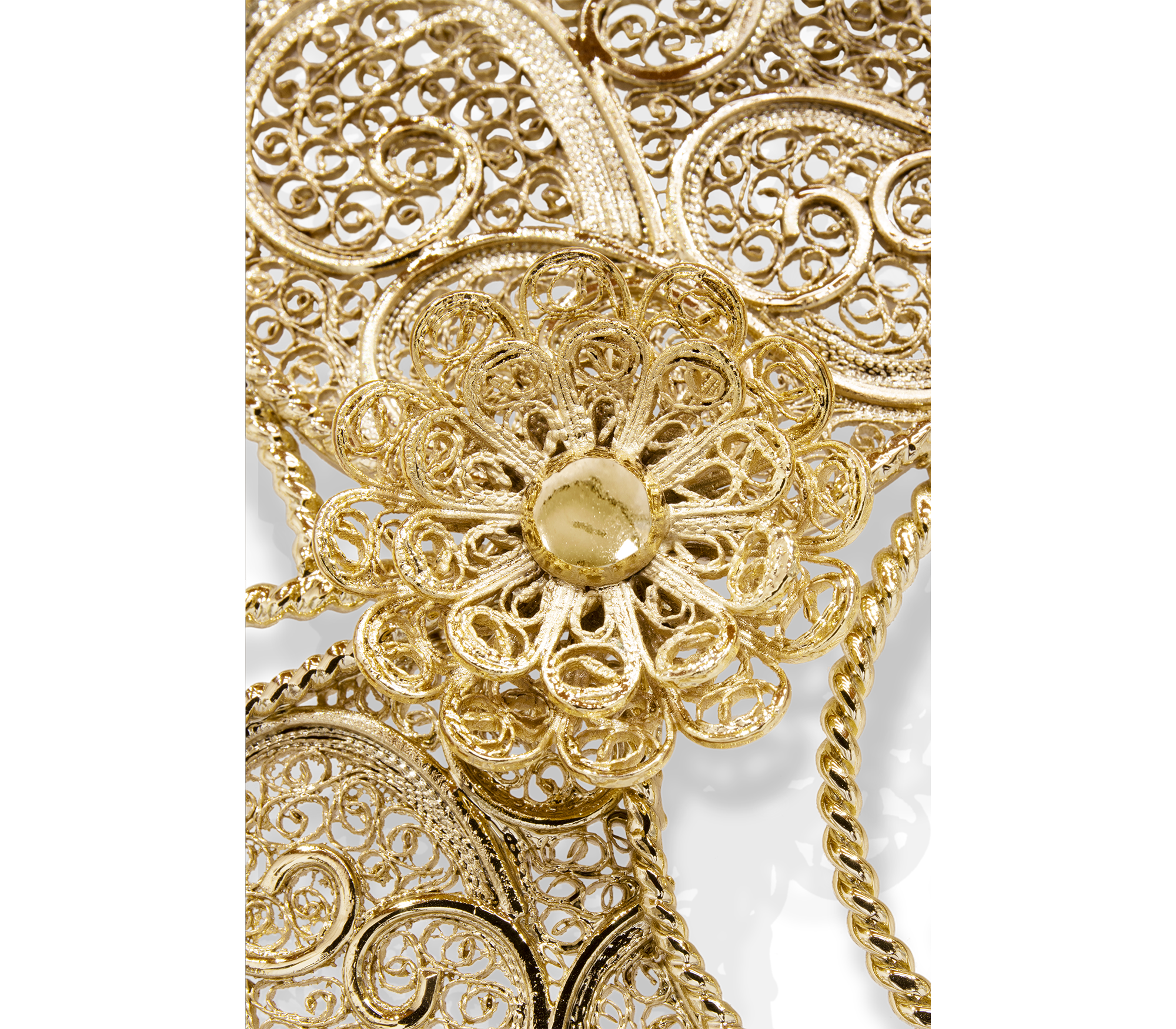 Espelho filigrana ornamentado