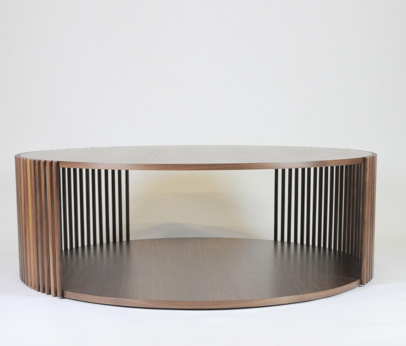 Mesa de Centro Grande em Madeira