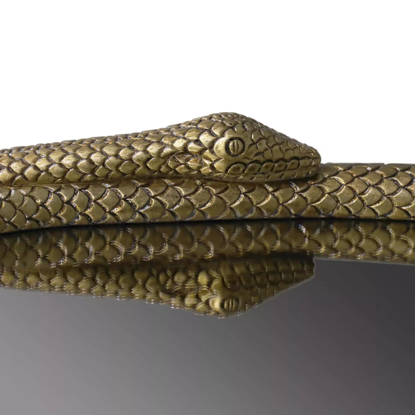 Espelho serpentino formato maçã