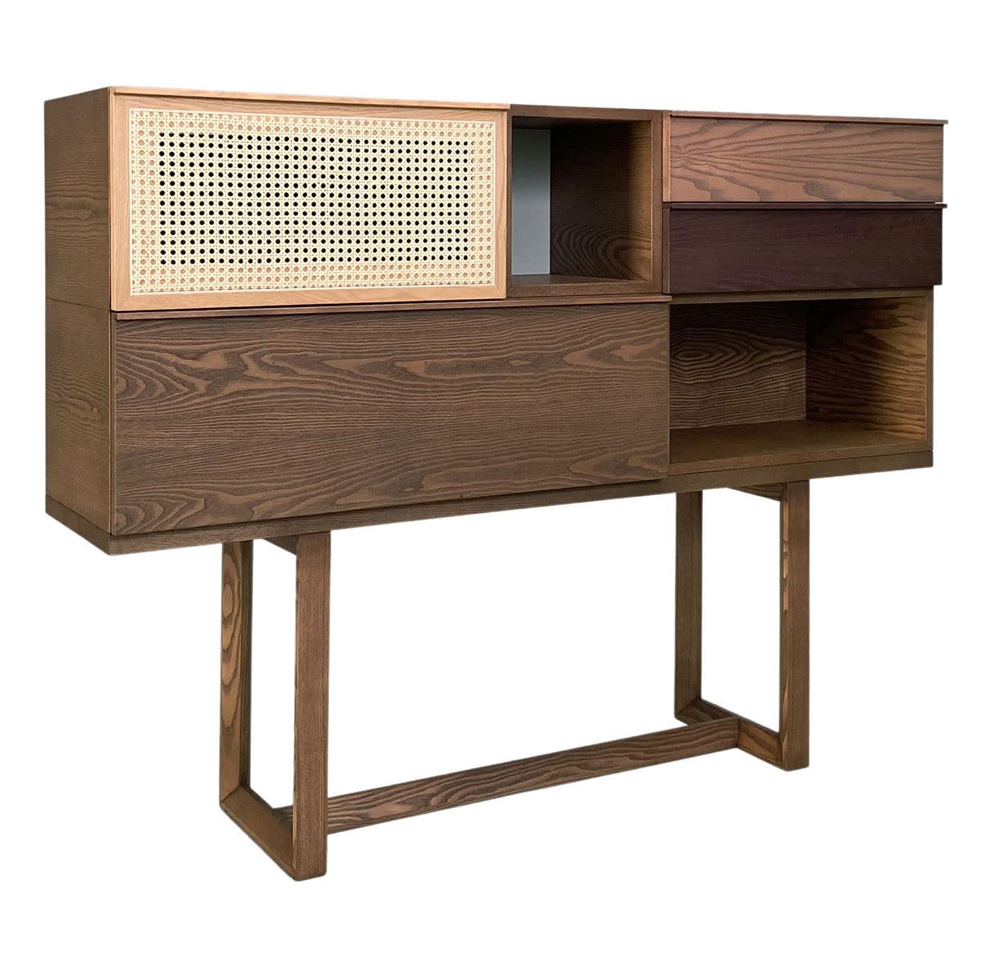Consola Swing