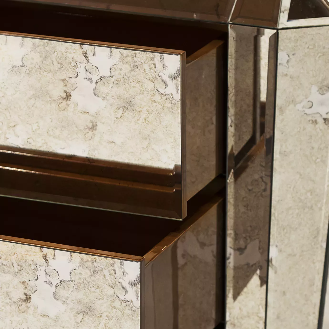 Mesa de Cabeceira Tamaris 3 Gavetas