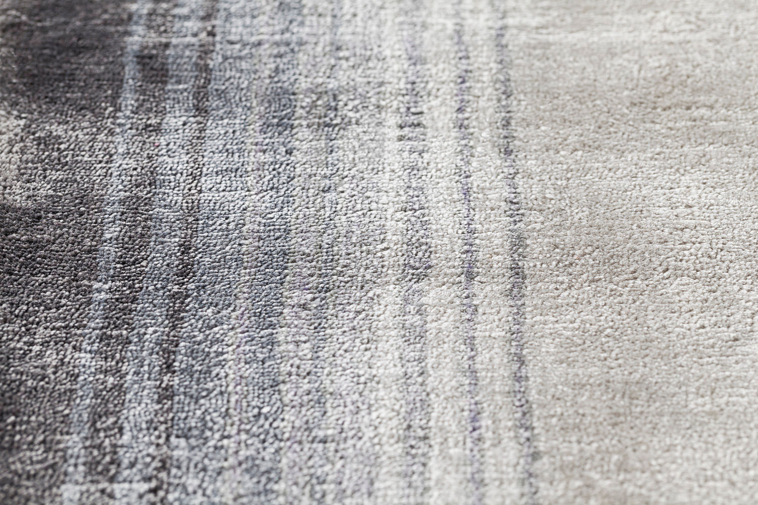 Tapete Lichene Tear Manual Viscose | Tamanho: 270 × 360 cm