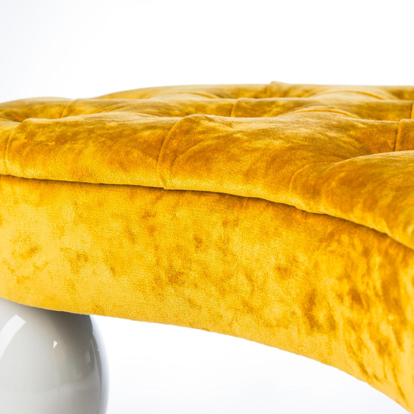 Banco Carlos Amarelo Mostarda