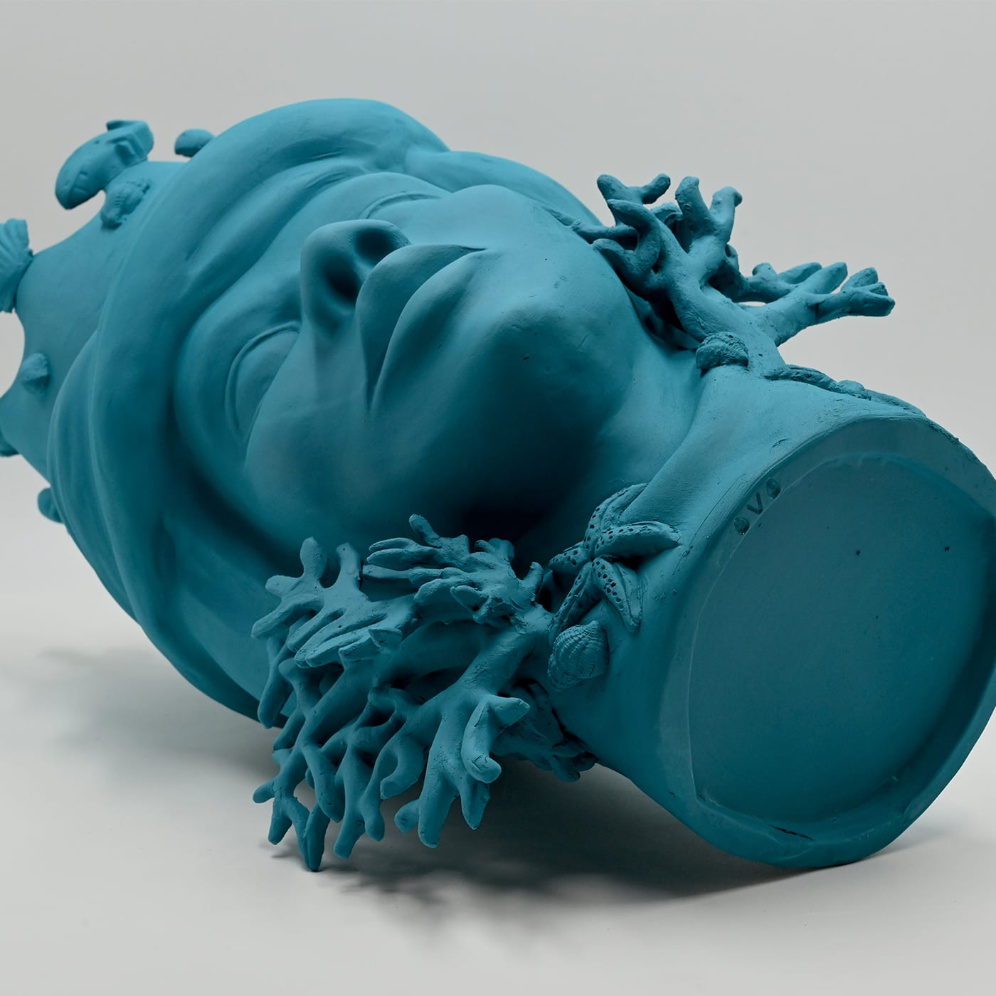 Escultura artesanal Moor's Head azul-petróleo