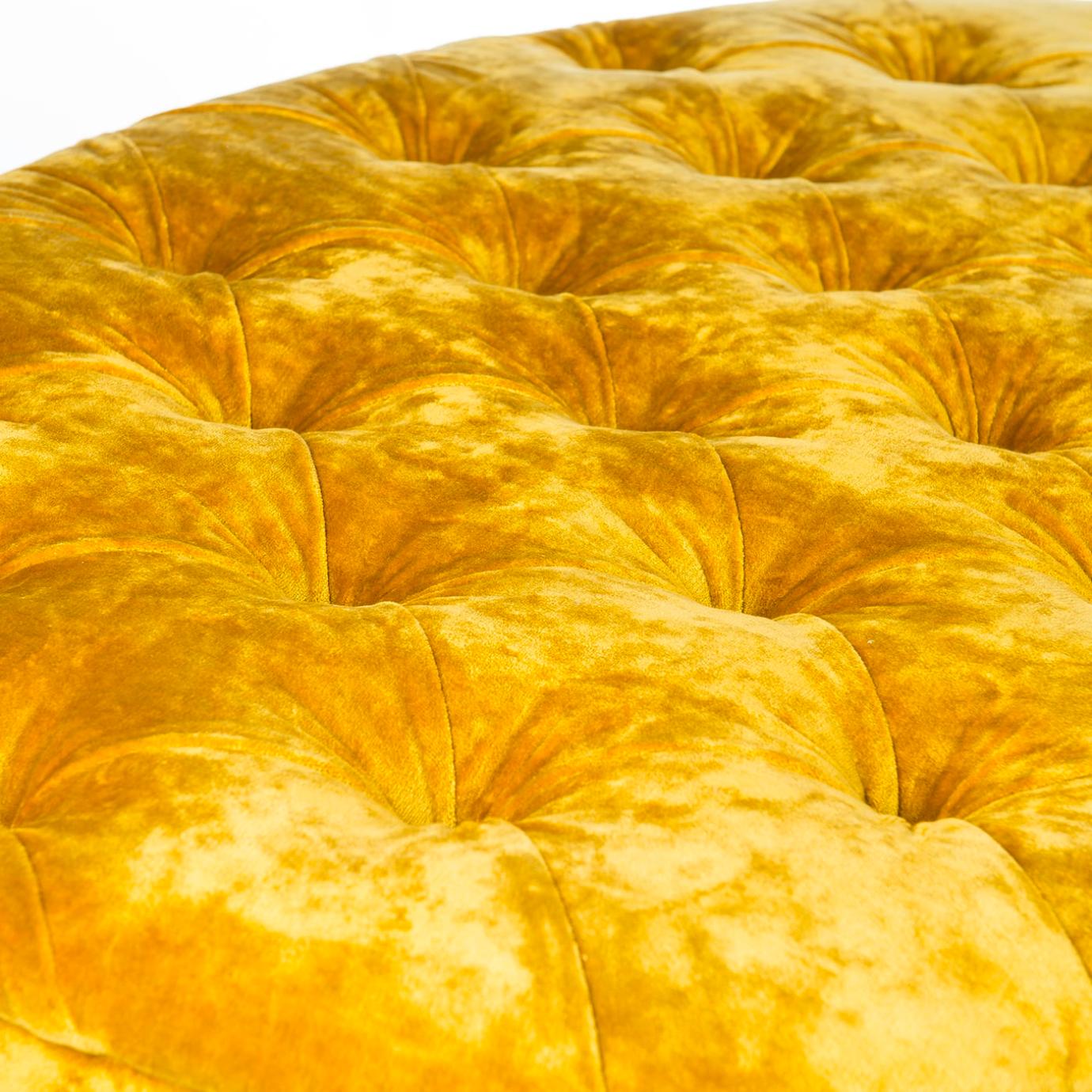 Banco Carlos Amarelo Mostarda