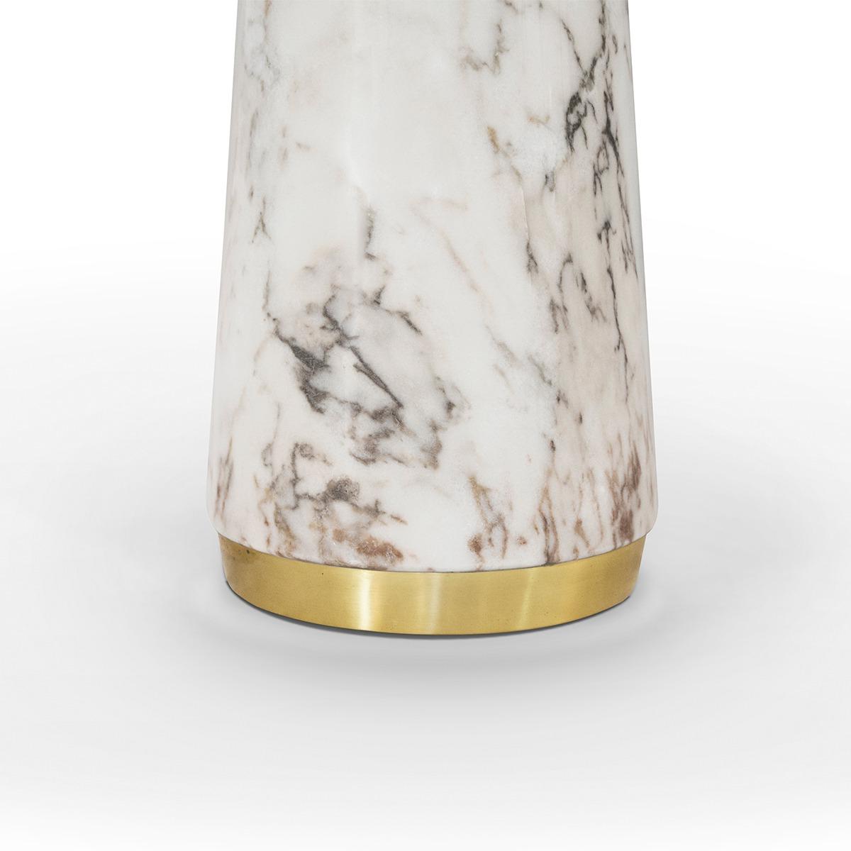 Mesa de Jantar em Mármore