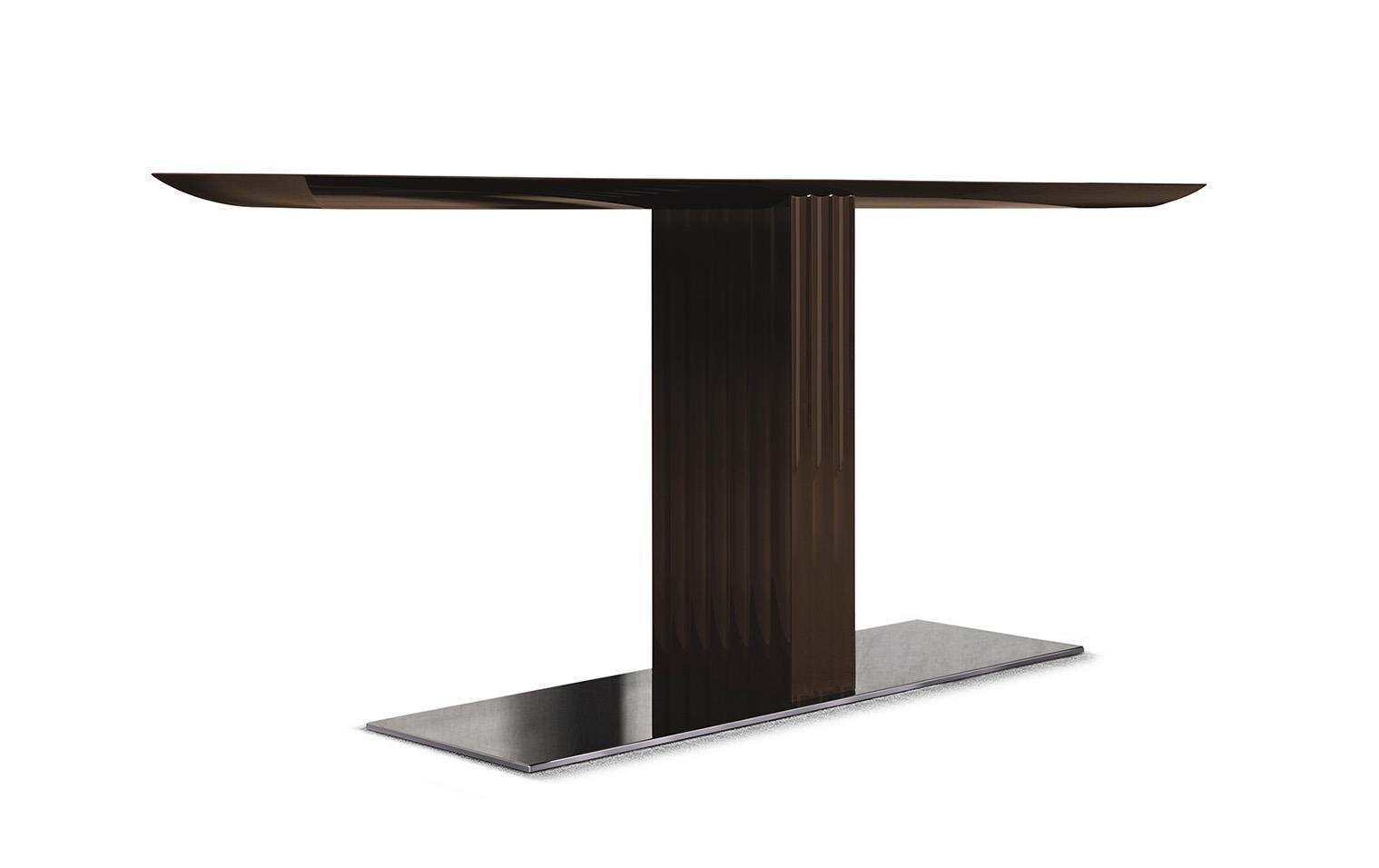 Consola em Madeira Fina