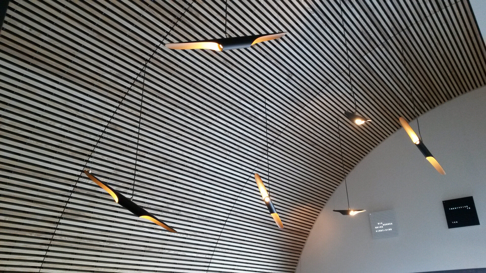 Candeeiro suspenso tom profundo - 27