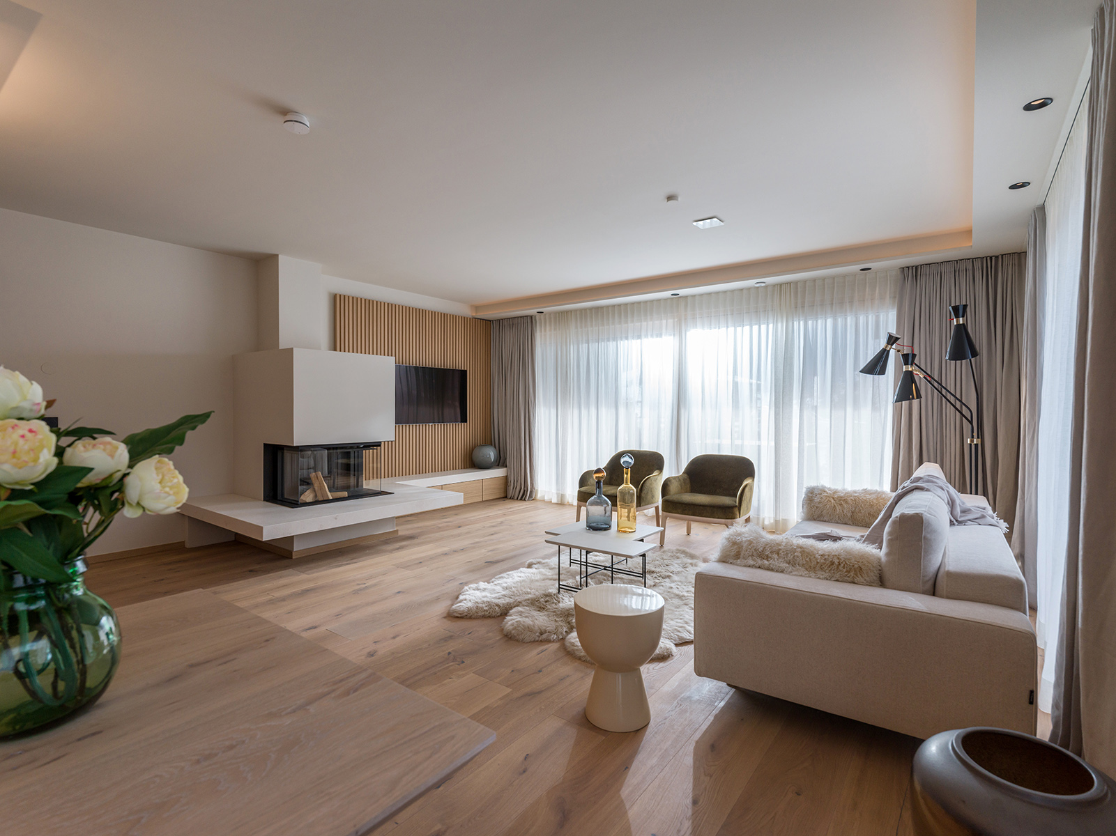 Candeeiro de pé explorador - 2