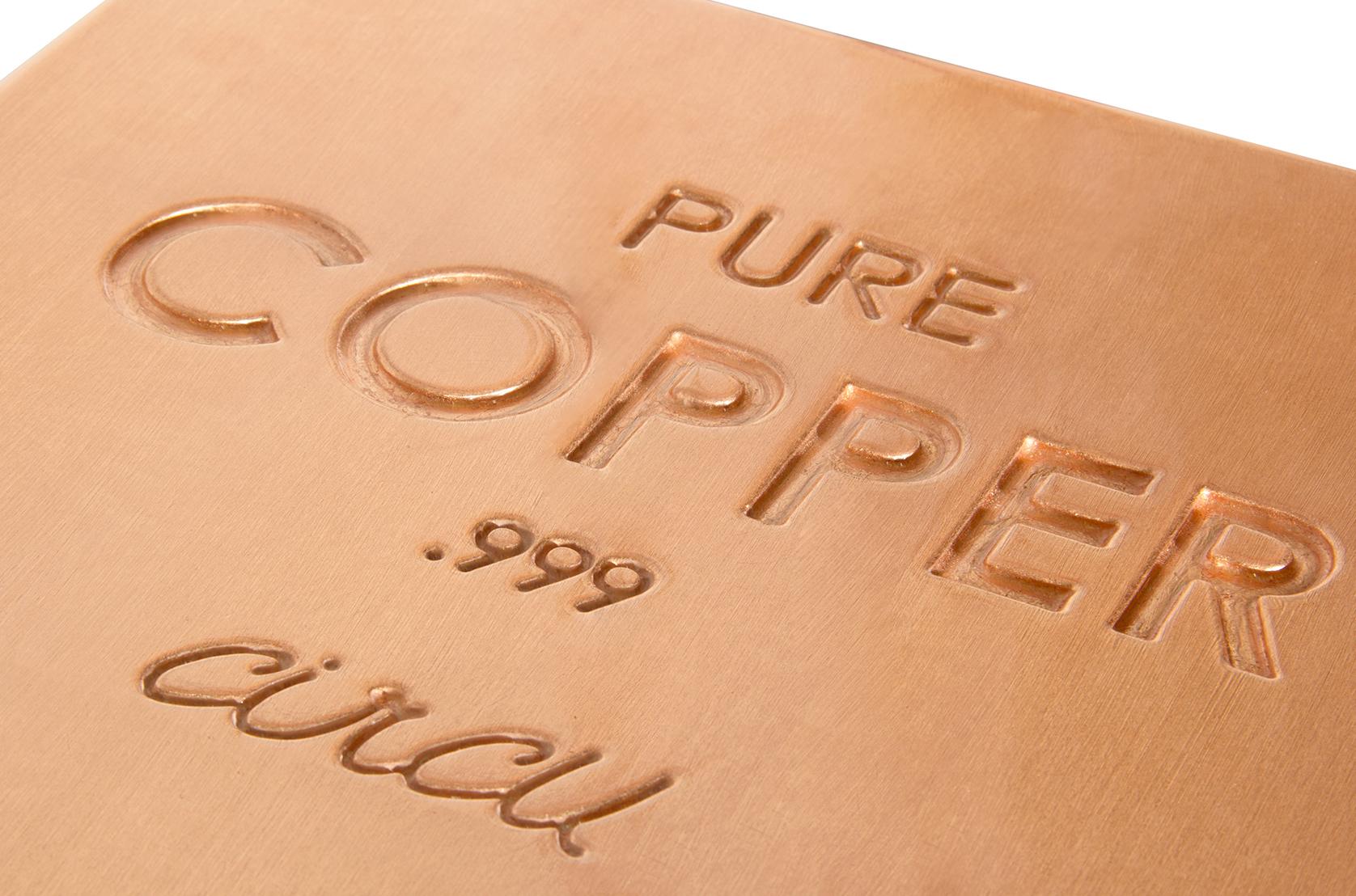 Baú de brinquedos bronze rústico