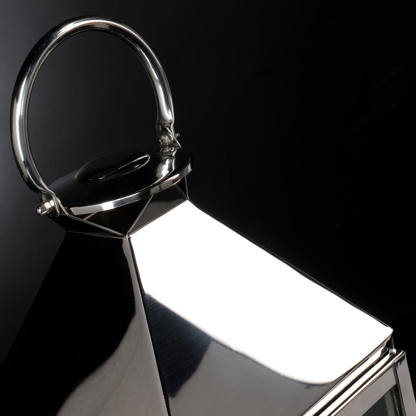 Lanterna de Exterior Grande Pyramid