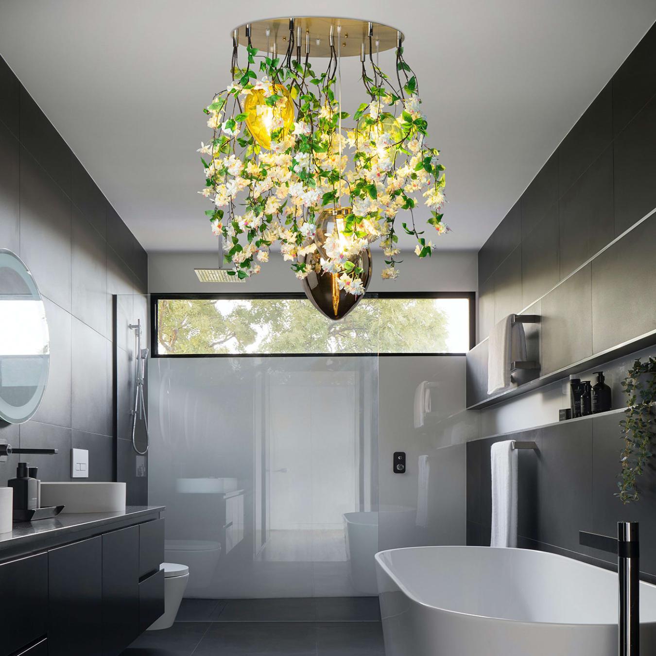 Lustre Crystal Egg Cascade