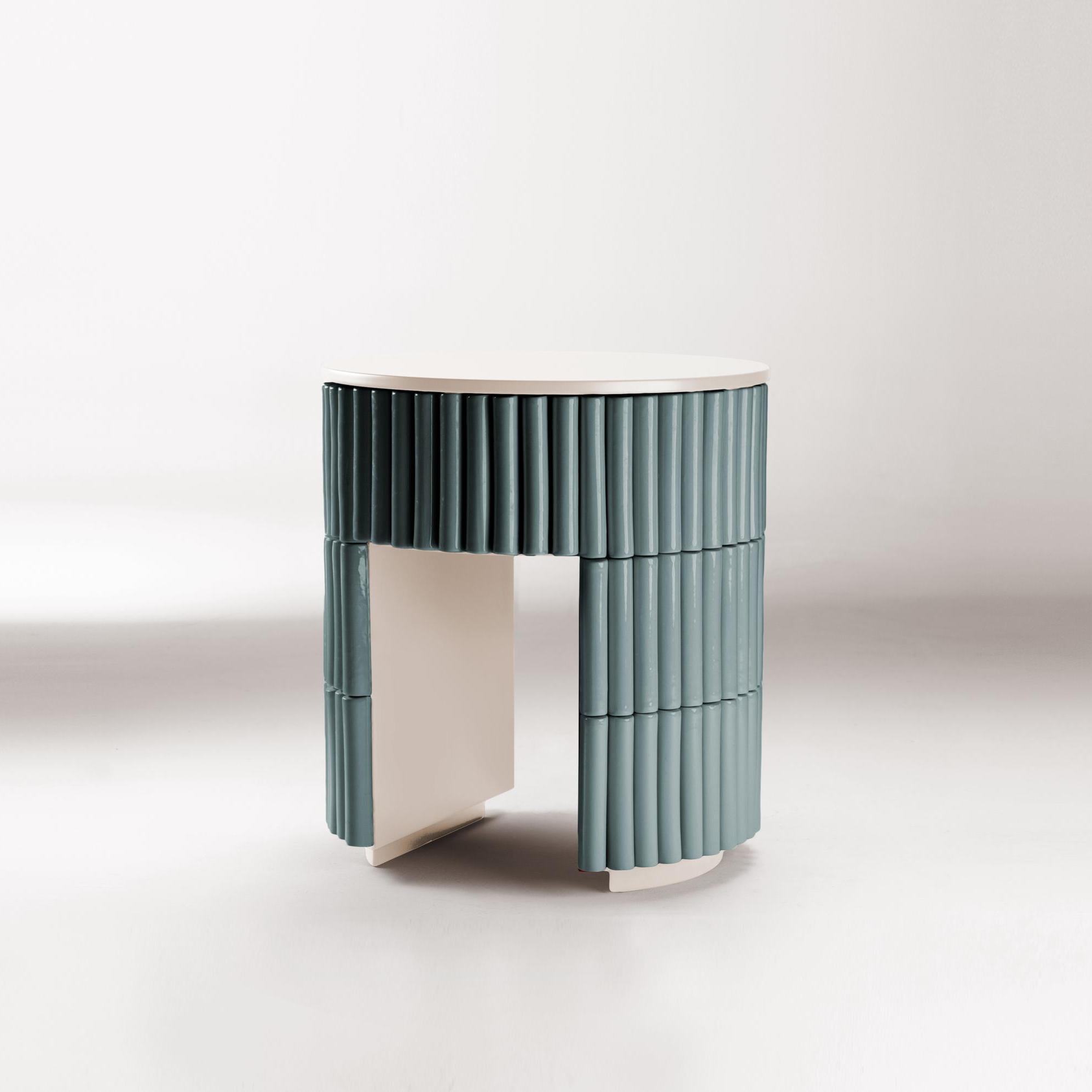Mesa de Apoio Nouvelle Vague