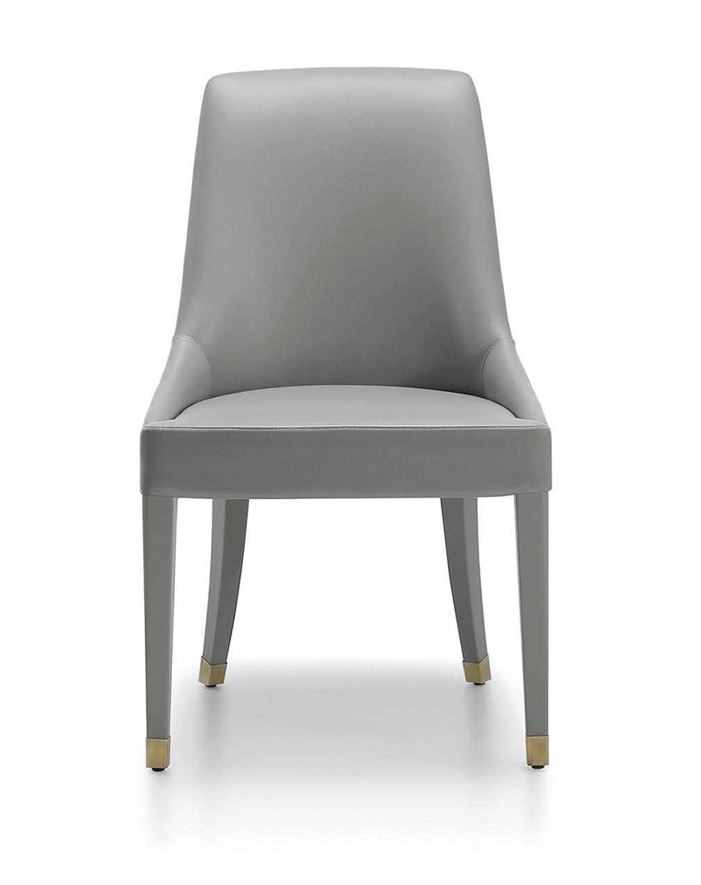 Cadeira Affair com Pés em Metal