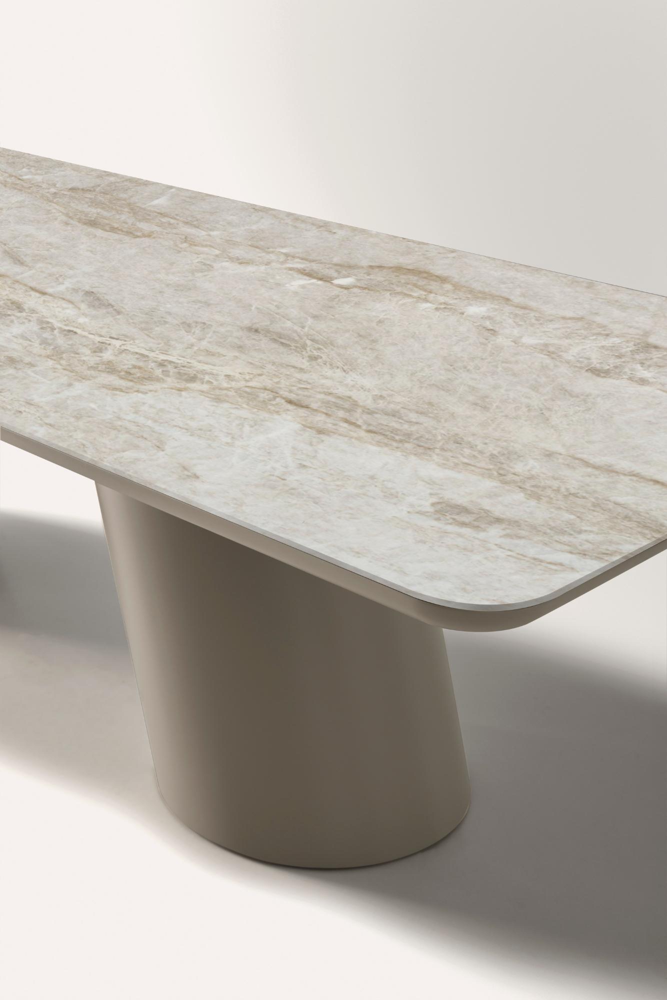 Mesa de Jantar Altea com Tampo em Cerâmica Bege