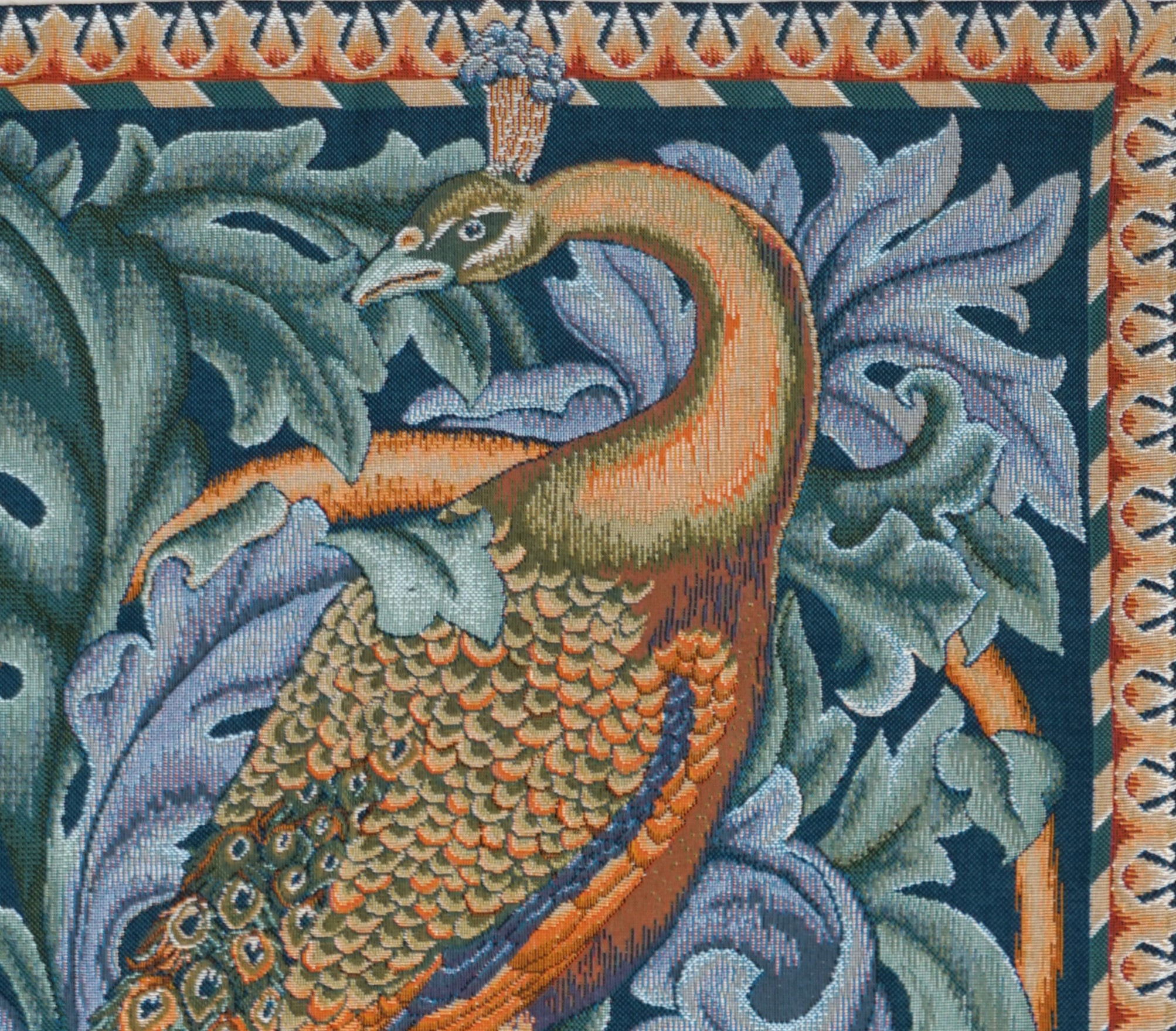 Tapeçaria pavão, William Morris | Tamanho: 50 × 67 cm