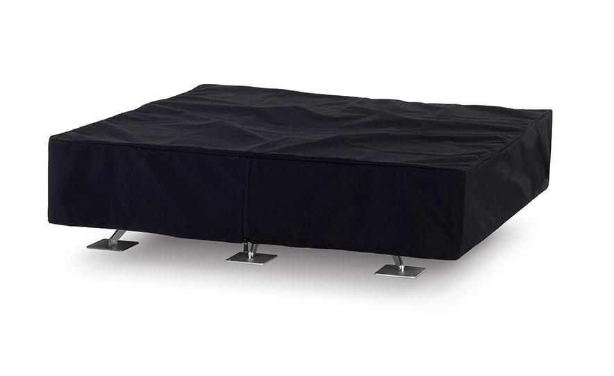 Lareira exterior Toast | Acabamento: Preto | Dimensões: 160 × 160 cm