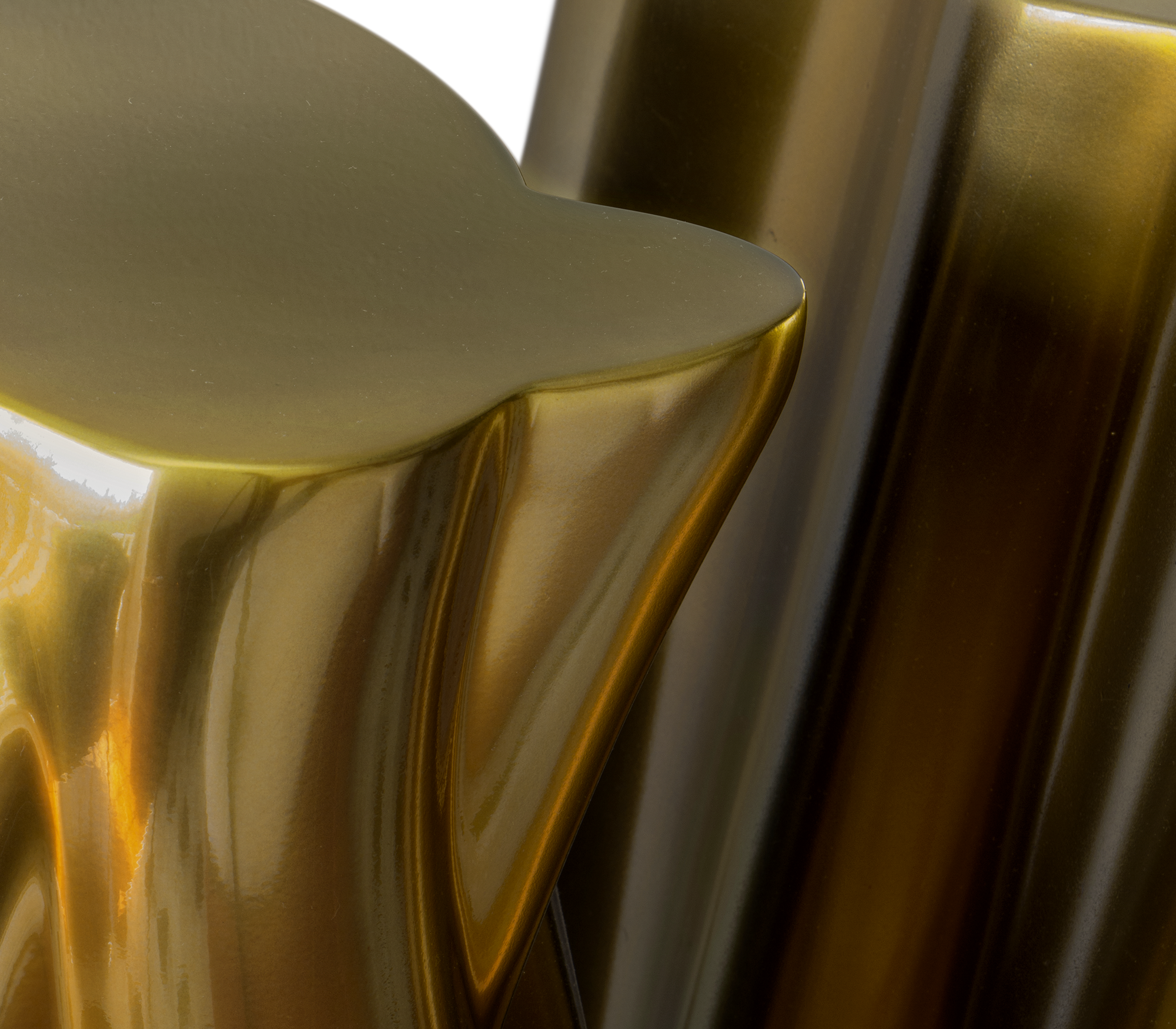 Aparador Monochrome dourado premium