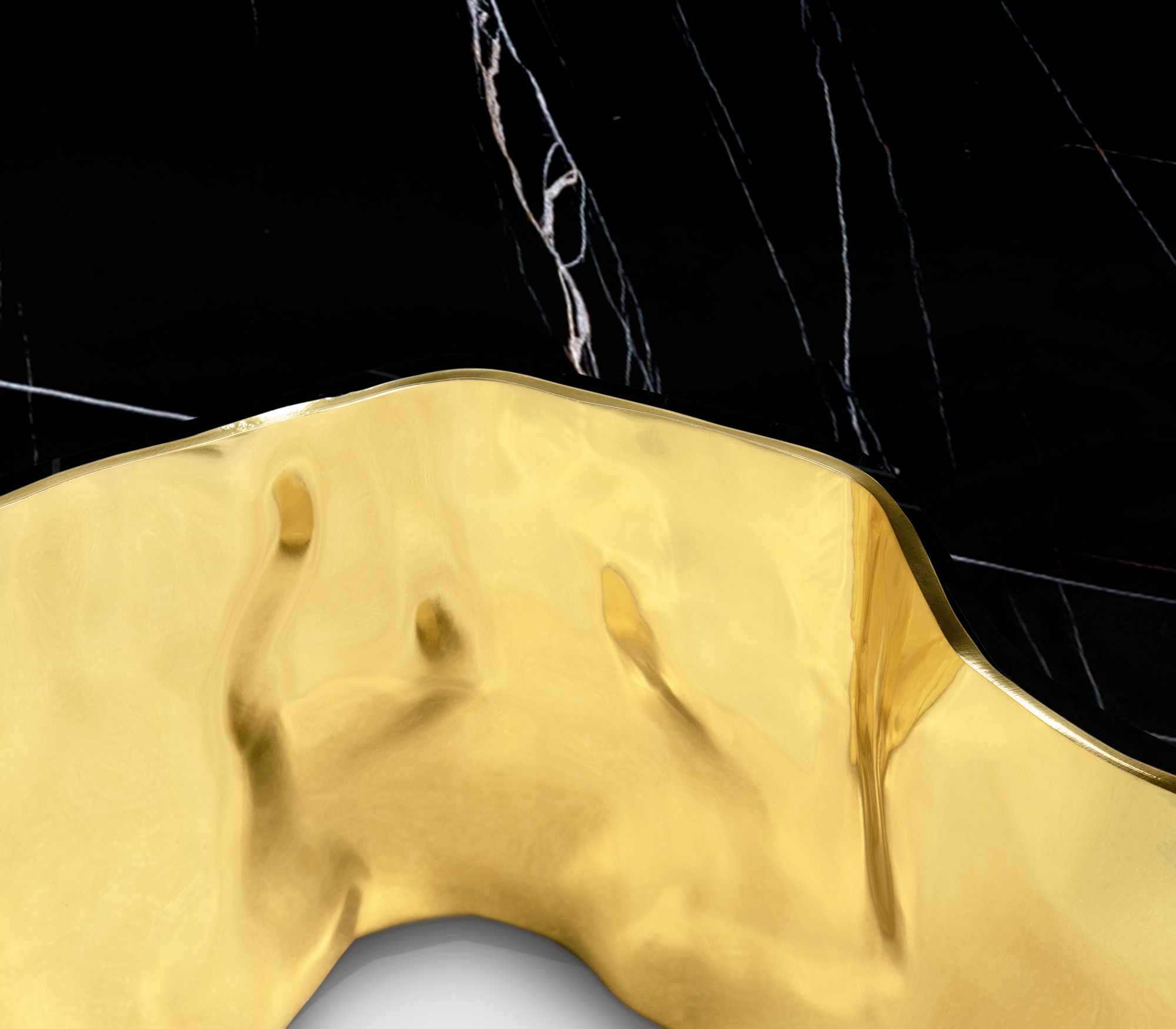 Mesa Mármore Nero Paradise | Dimensões: L 138 × P 95 × A 36 cm