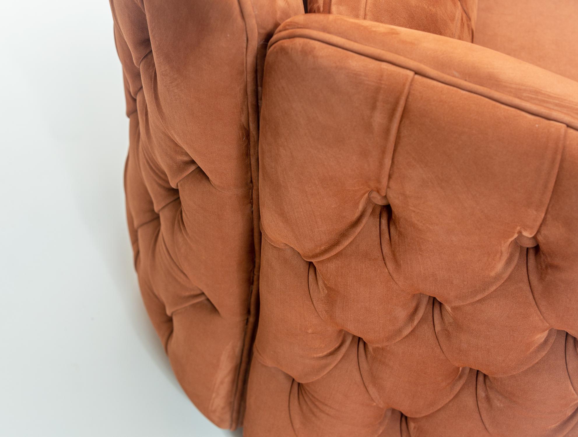 Poltrona Ford em Veludo Ferrugem