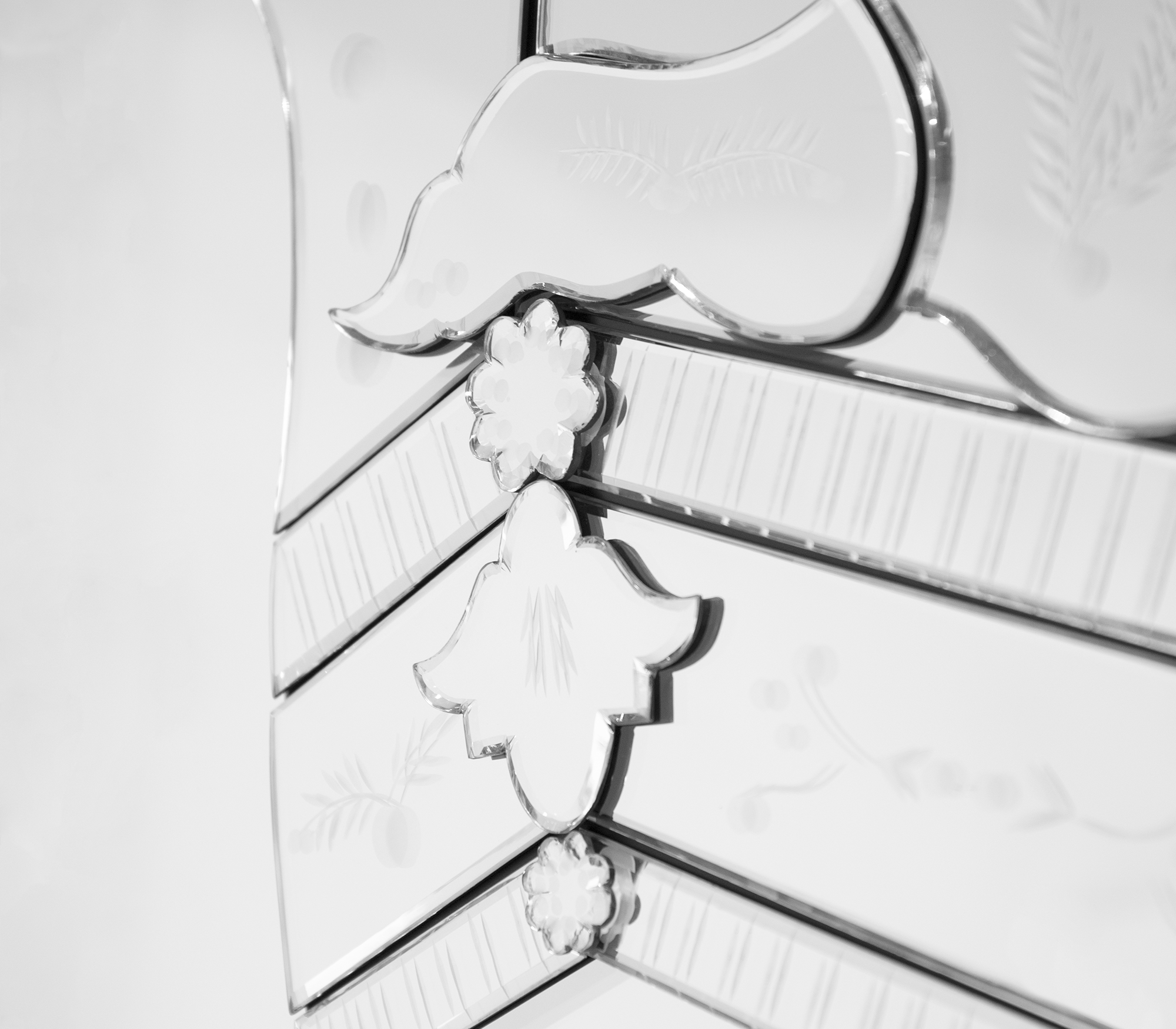 Espelho opulência veneziana