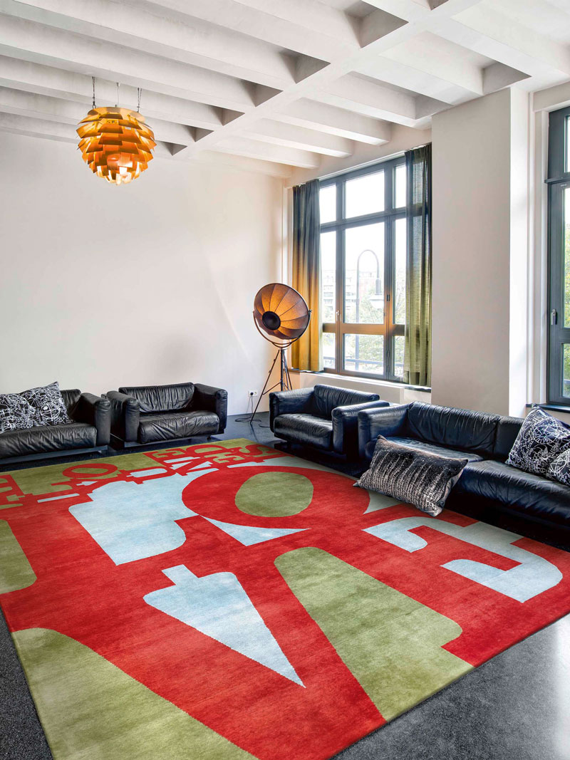 Tapete All You Need Is Love Luxury Feito à Mão