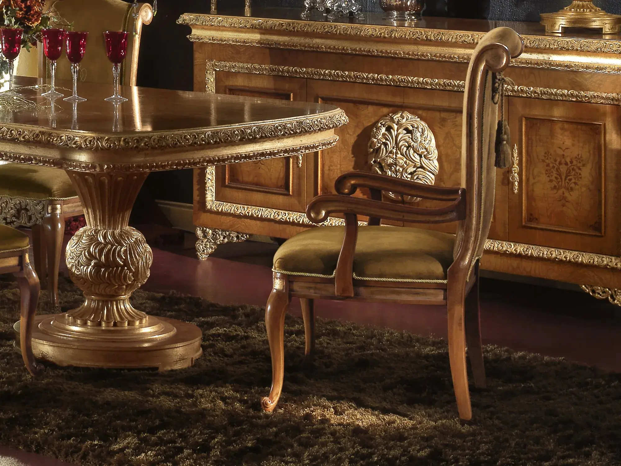 Cadeira Italiana Royal com Braços