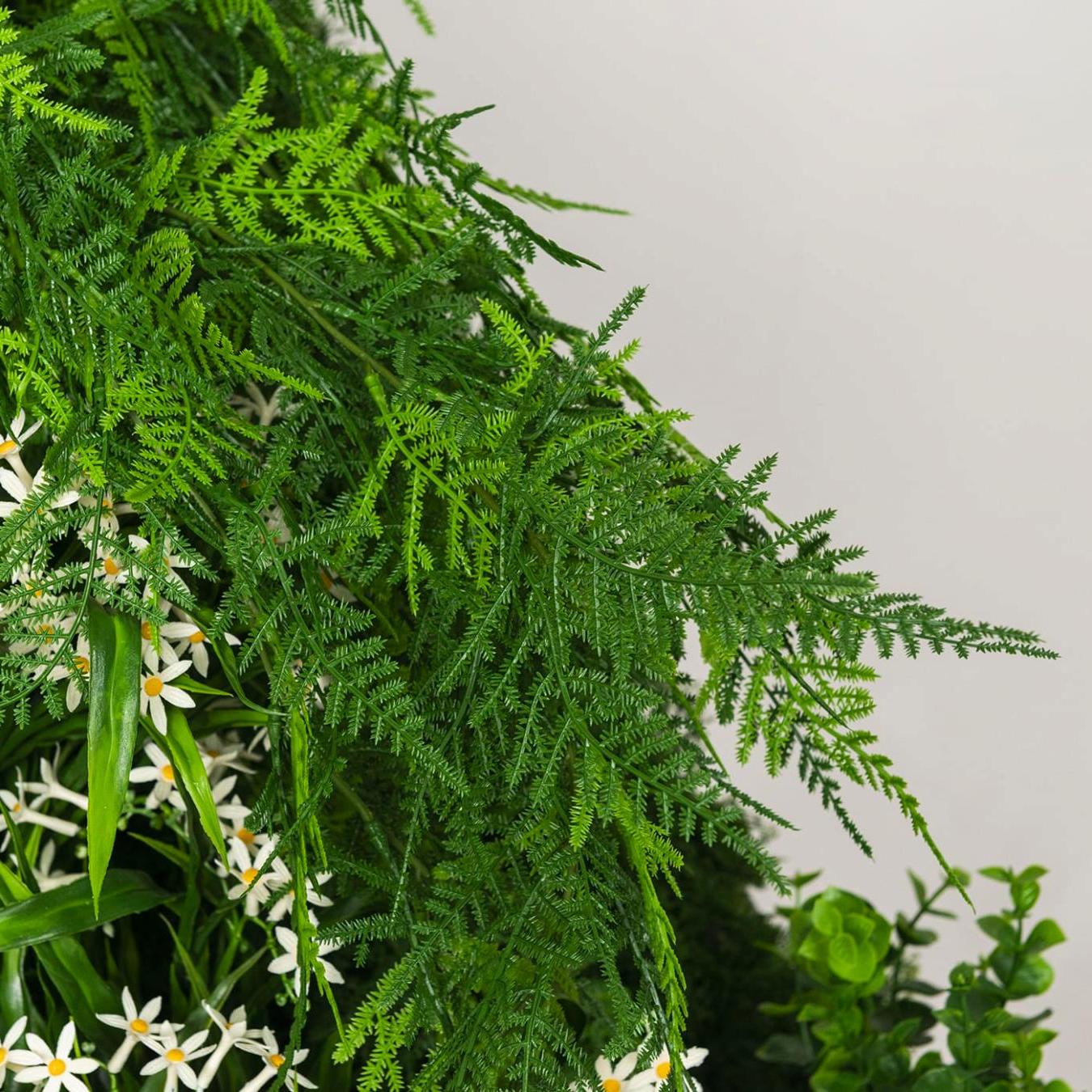 Composição de Parede em Vegetação Exterior Meleda