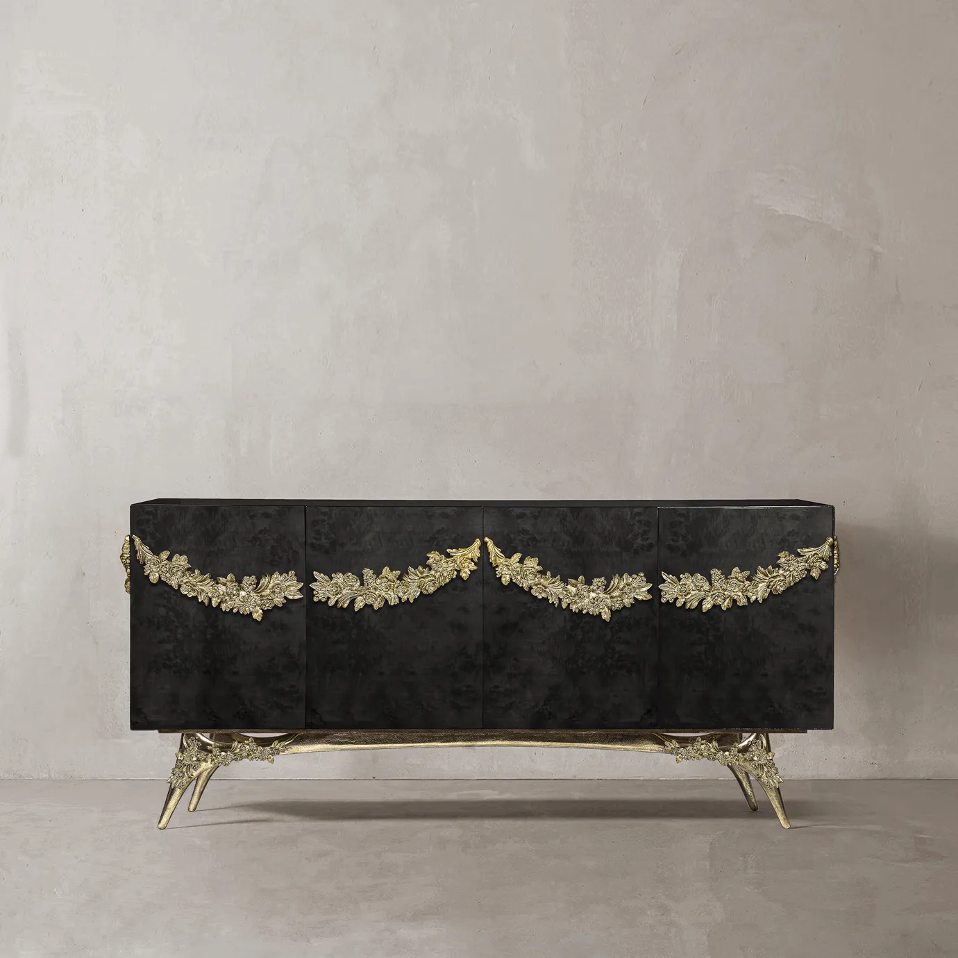 Aparador verniz raiz choupo preto Majestica