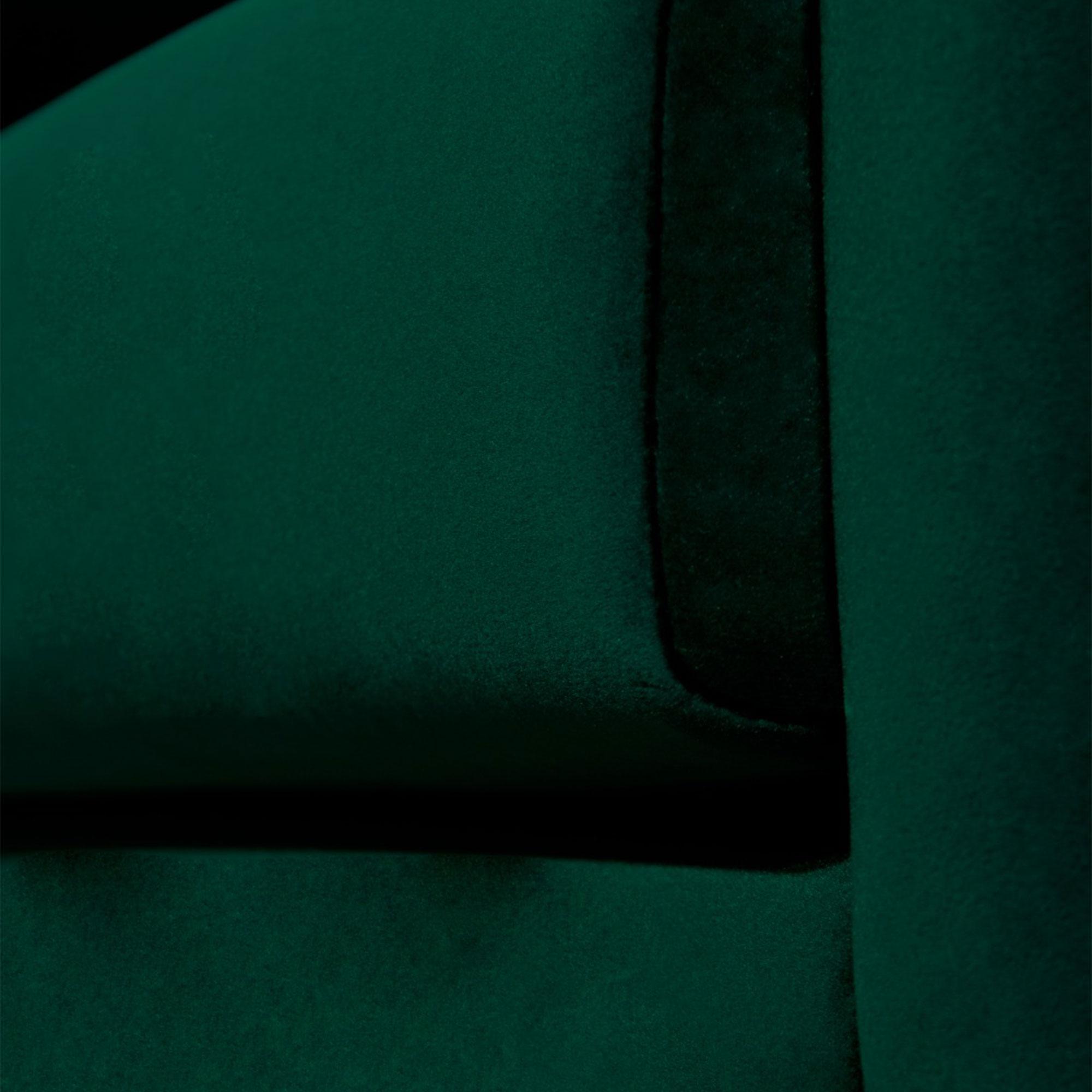 Poltrona em Veludo Luxuoso