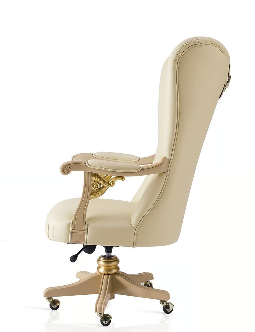 Poltrona Giratória em Pele Harmony