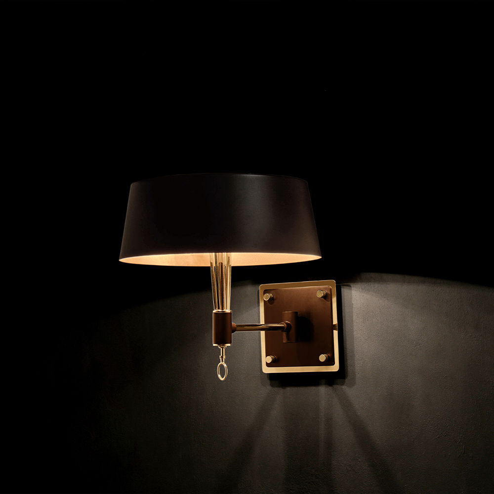 Candeeiro de parede lenda