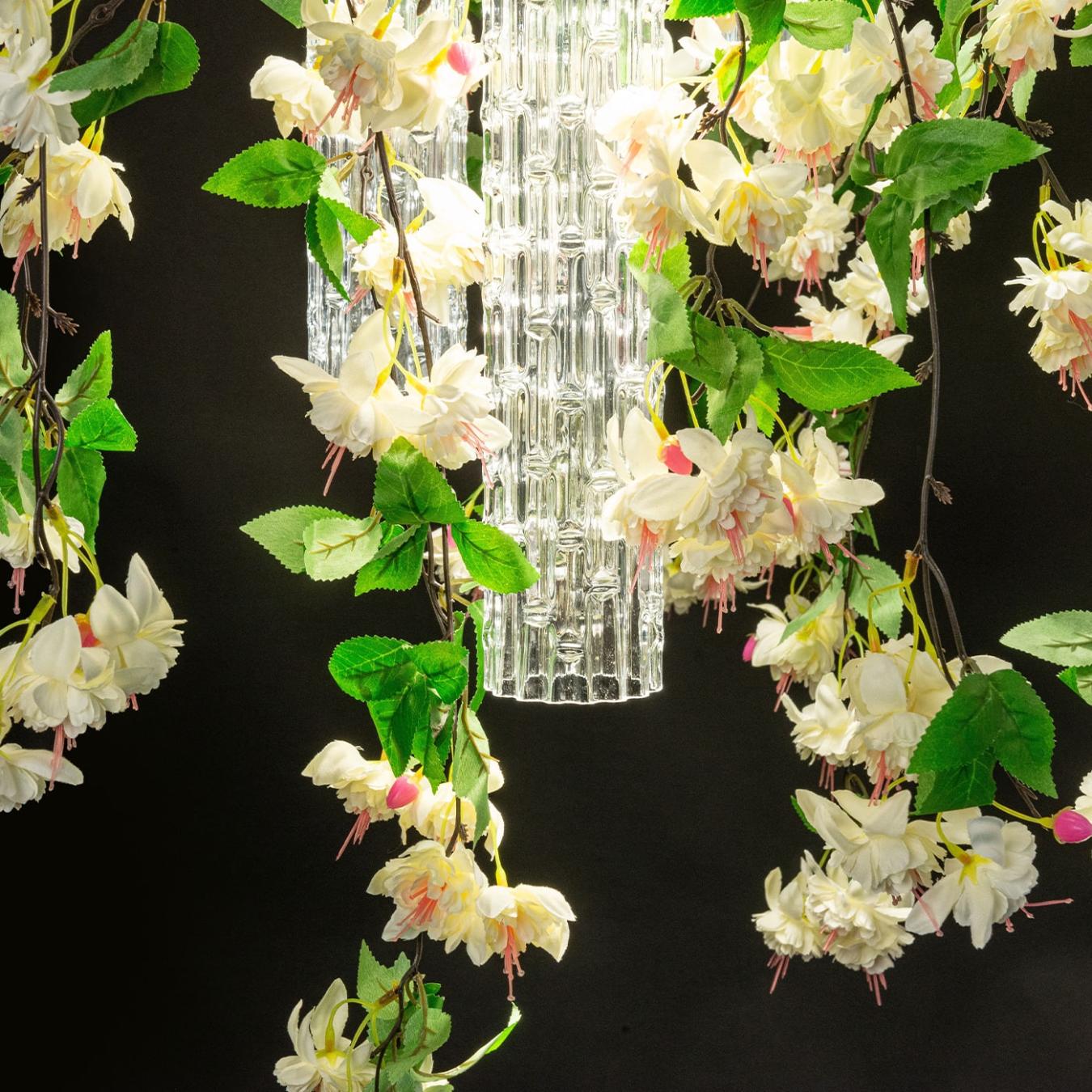 Lustre Pequeno White Cascade