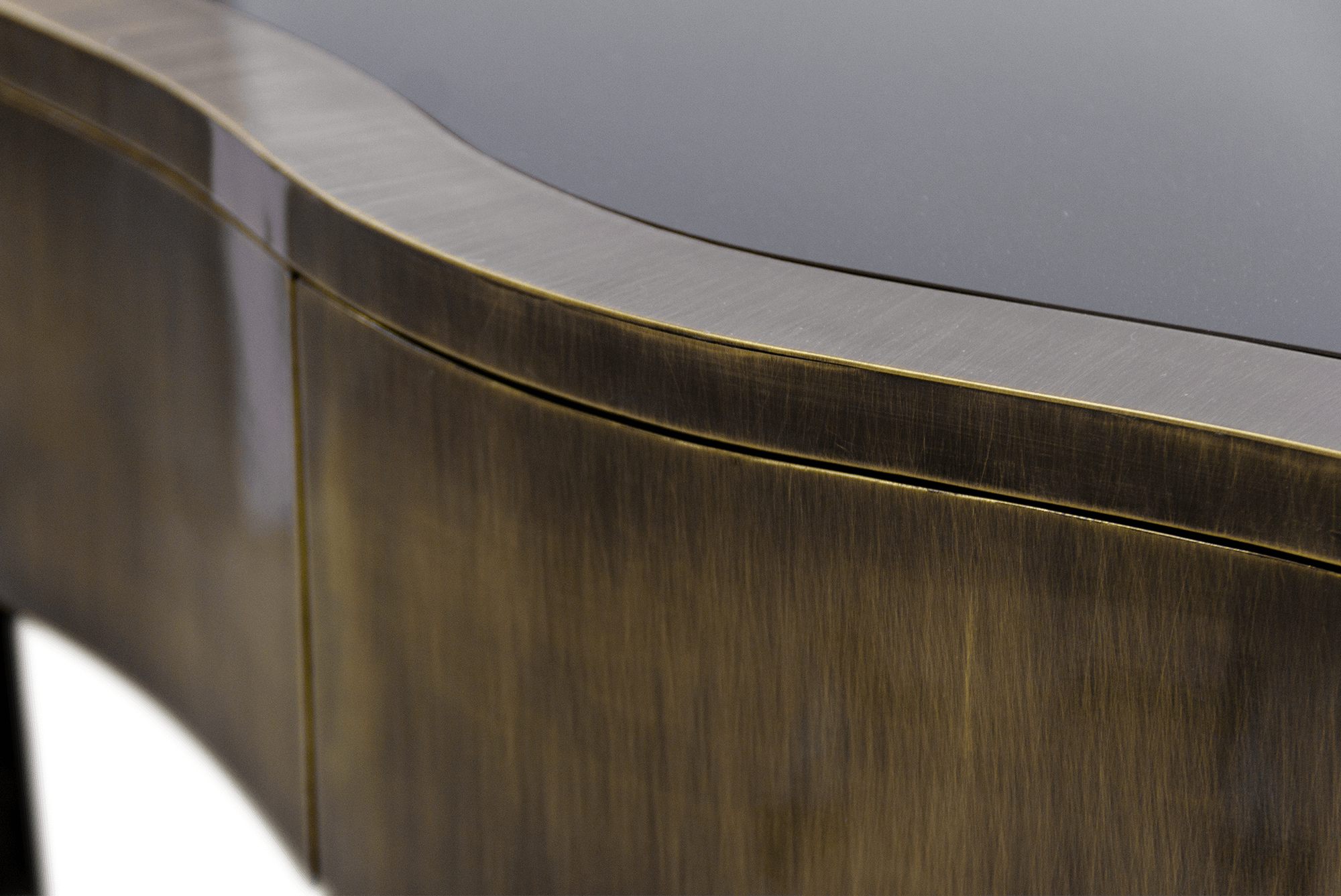 Consola Pátina Serpentine