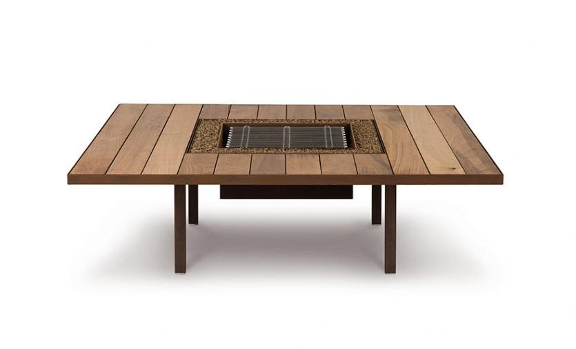 Lareira exterior Tavolo