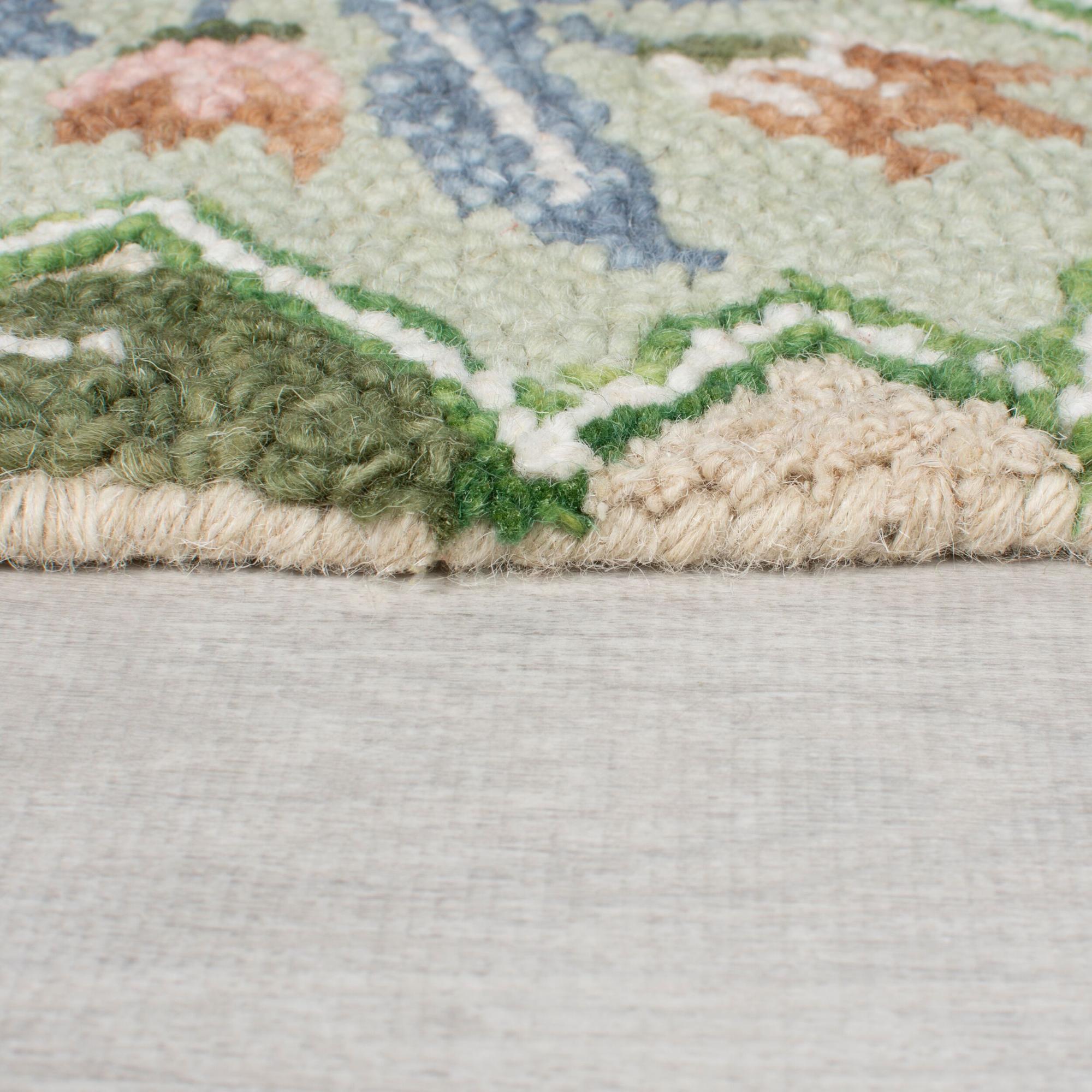 Tapete Floral de Forma Orgânica Verde