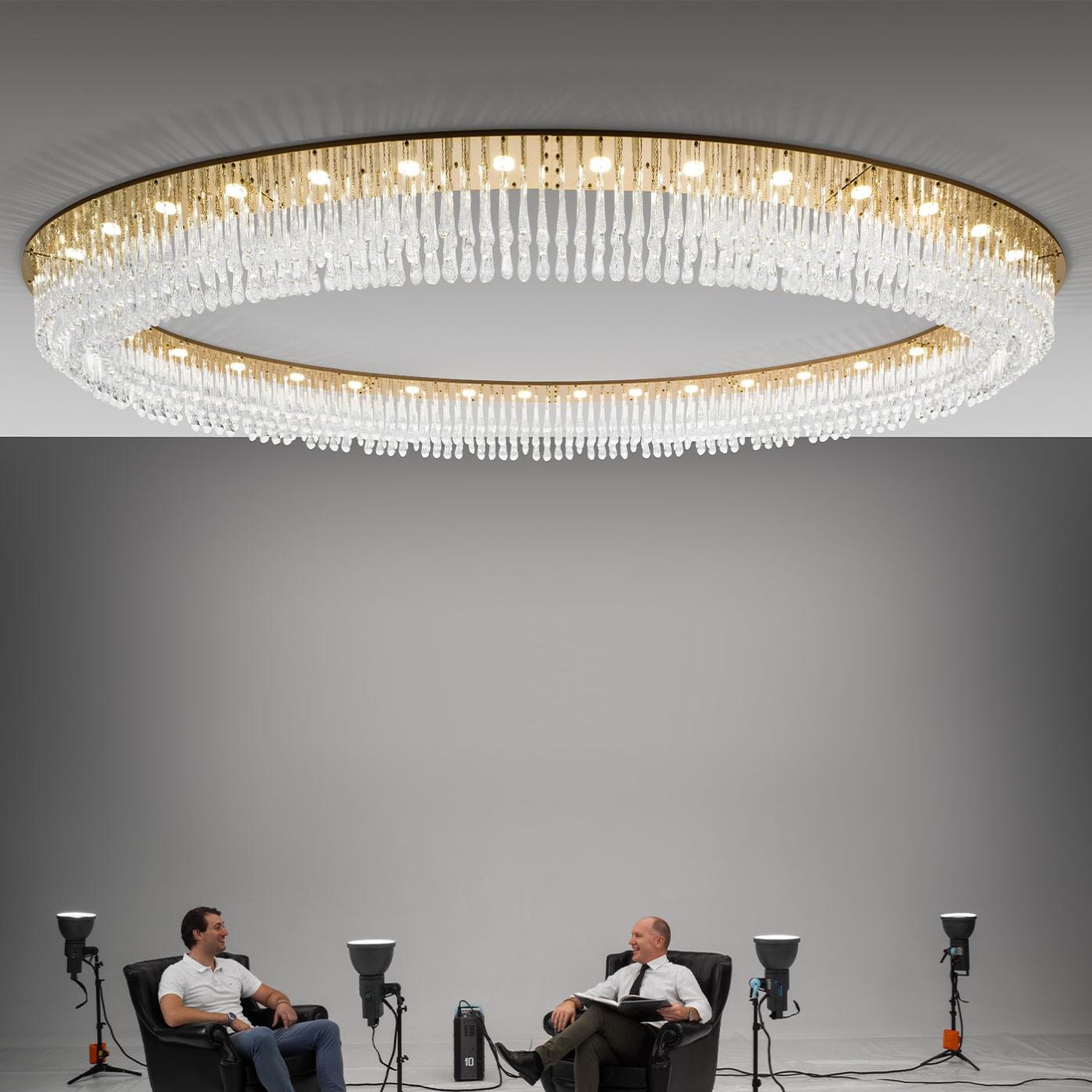 Lustre Oval com Pendentes de Vidro Murano